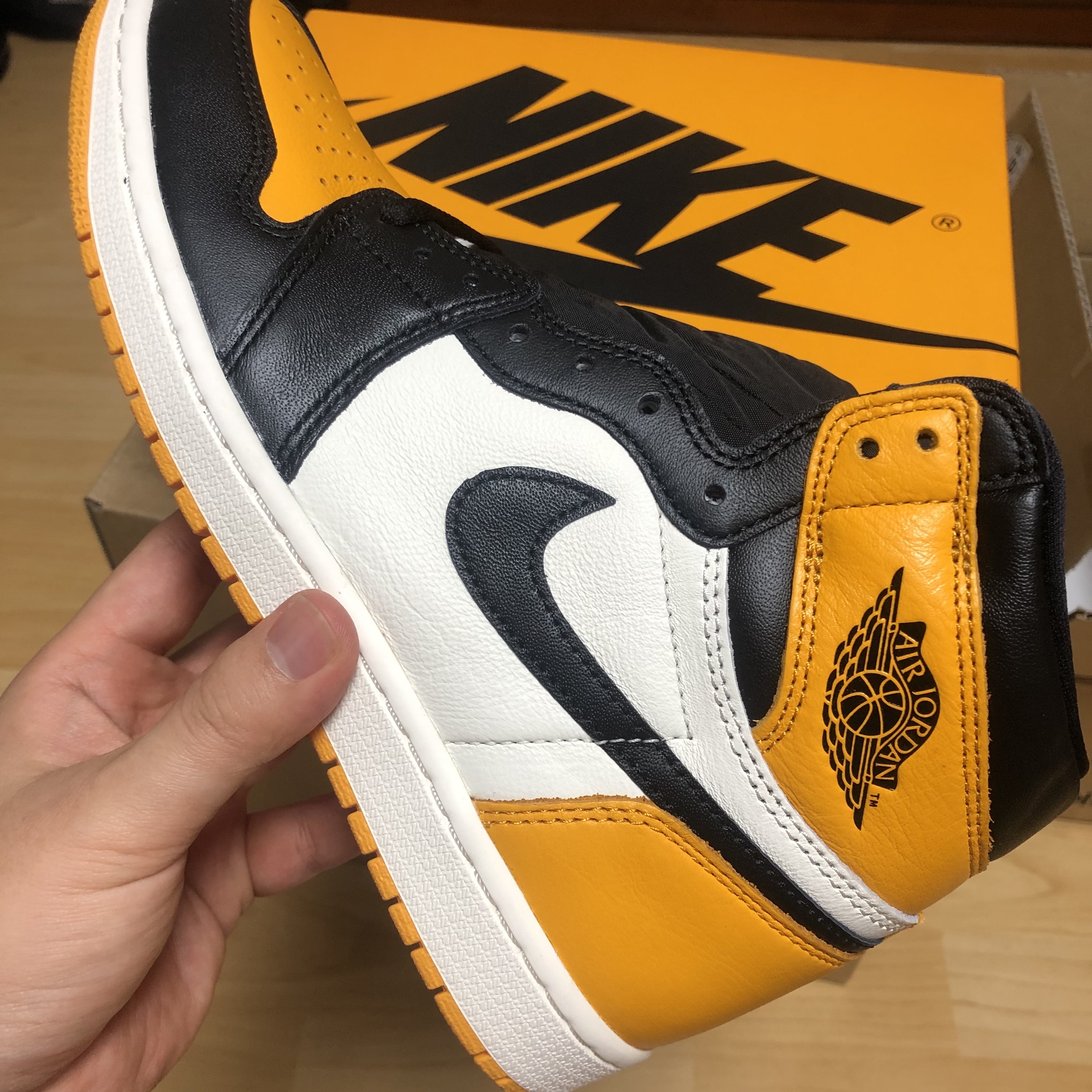 Jordan 1 Retro High OG Taxi 착용 스타일 - 2