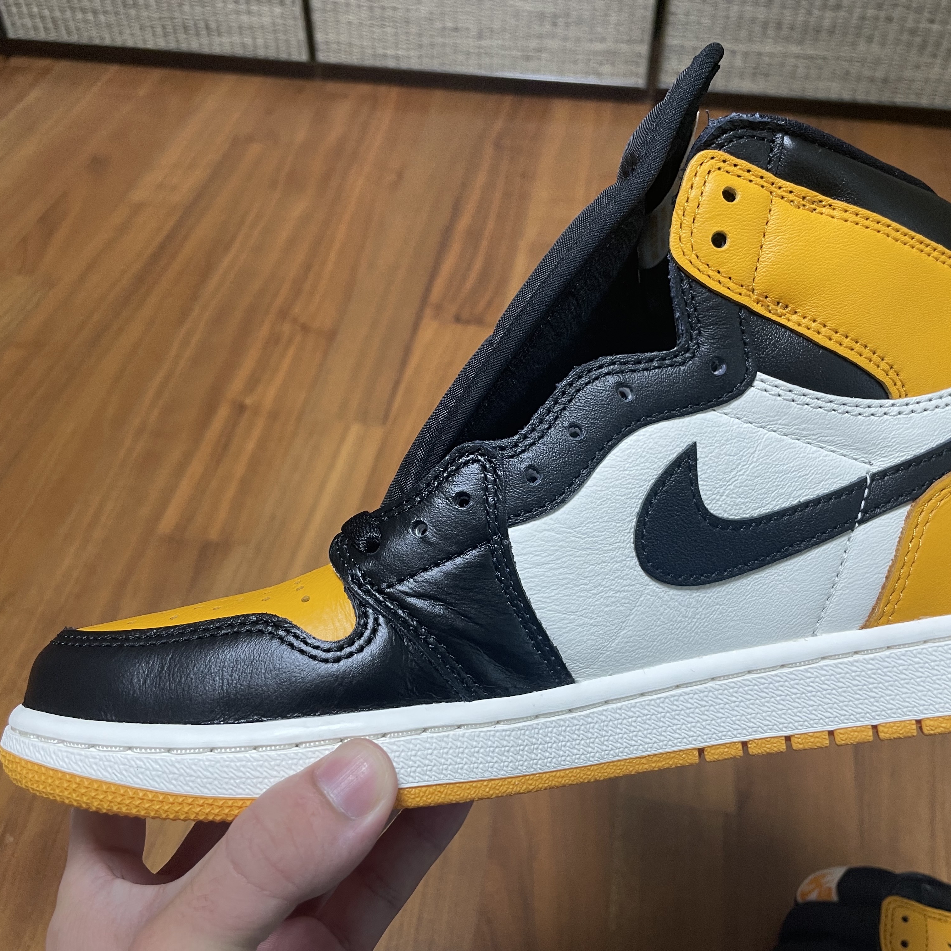 Jordan 1 Retro High OG Taxi 착용 스타일 - 3