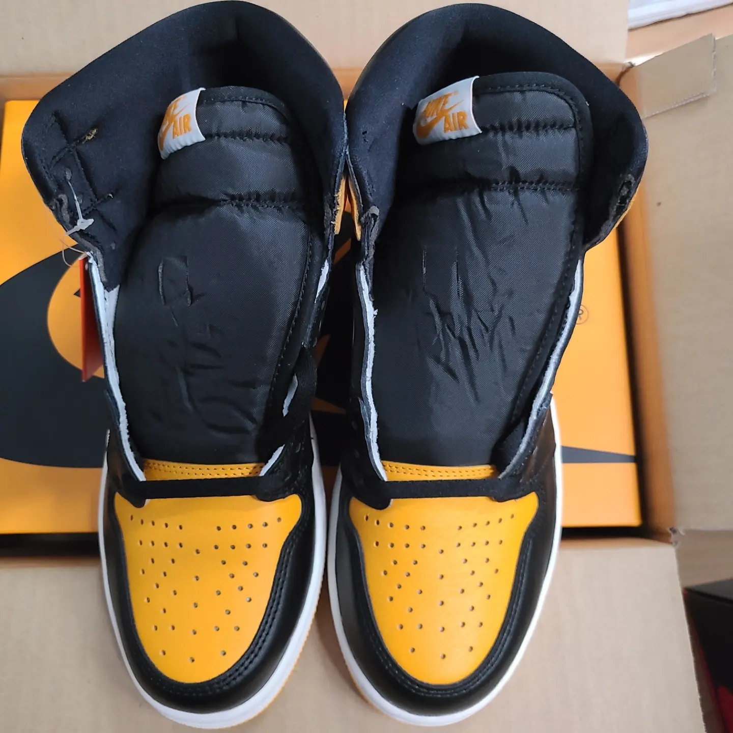 Jordan 1 Retro High OG Taxi 착용 스타일 - 2