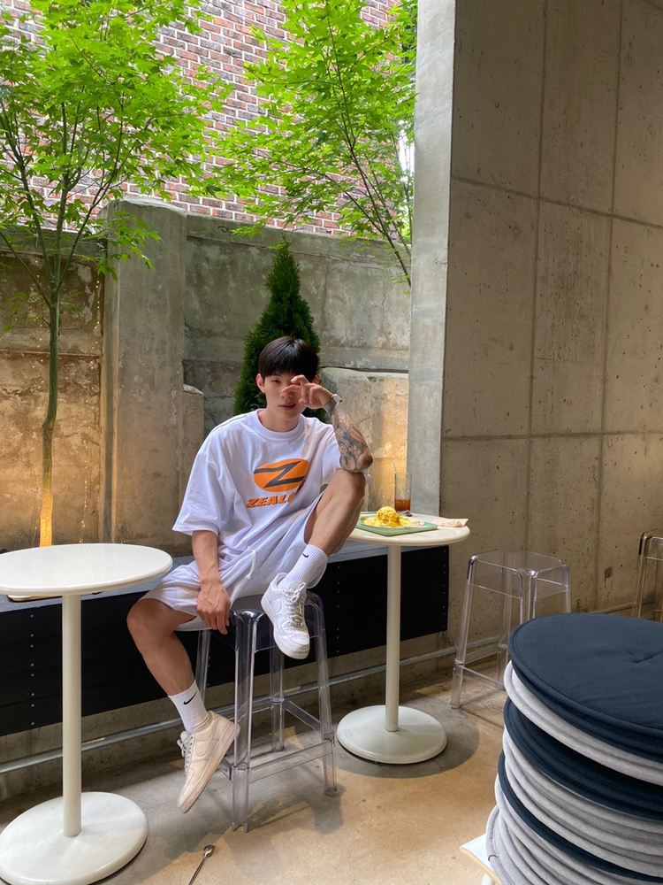 KREAM 프로필 이미지