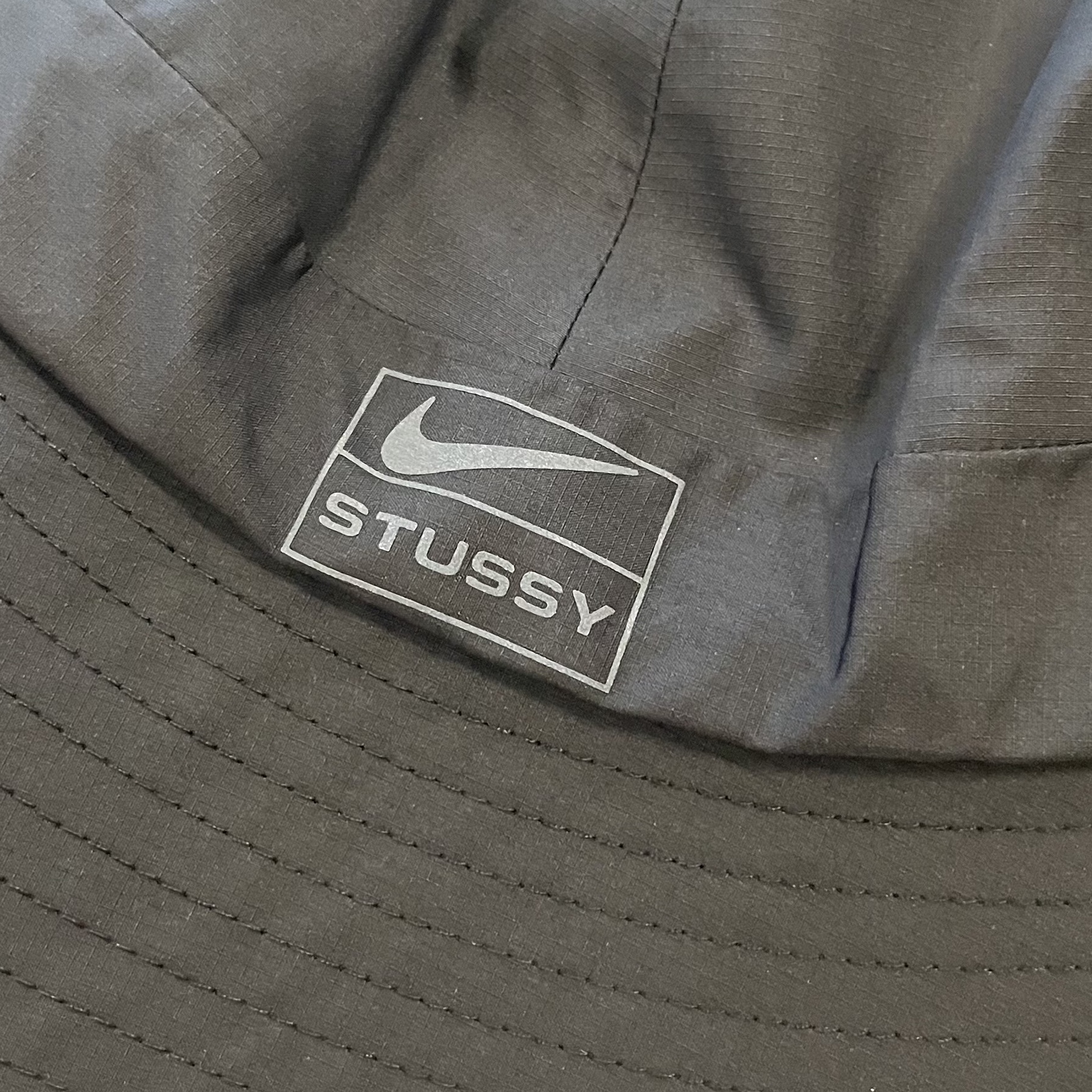 Nike x Stussy NRG FL Storm-Fit Bucket Hat Black 착용 스타일