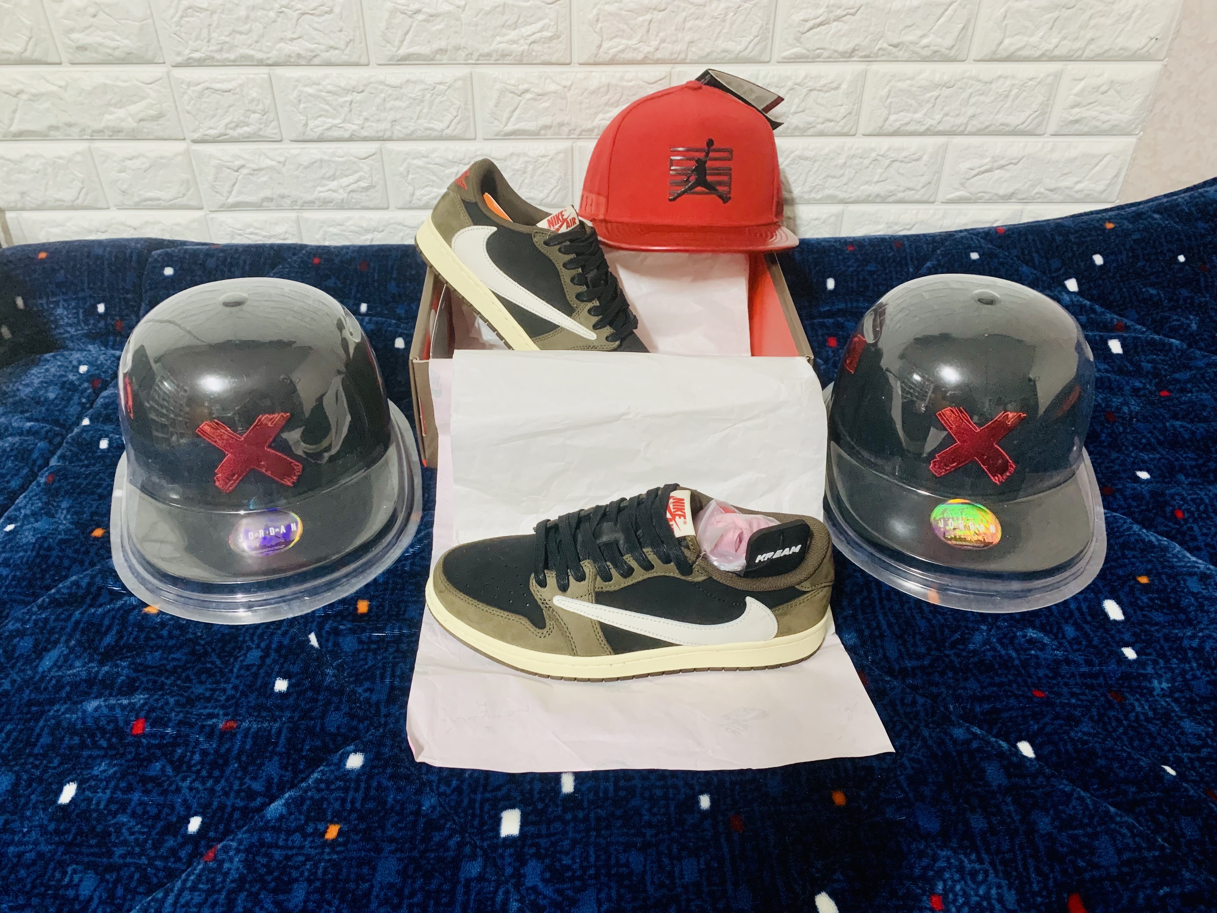 Jordan 1 x Travis Scott Retro Low OG SP Mocha 착용 스타일
