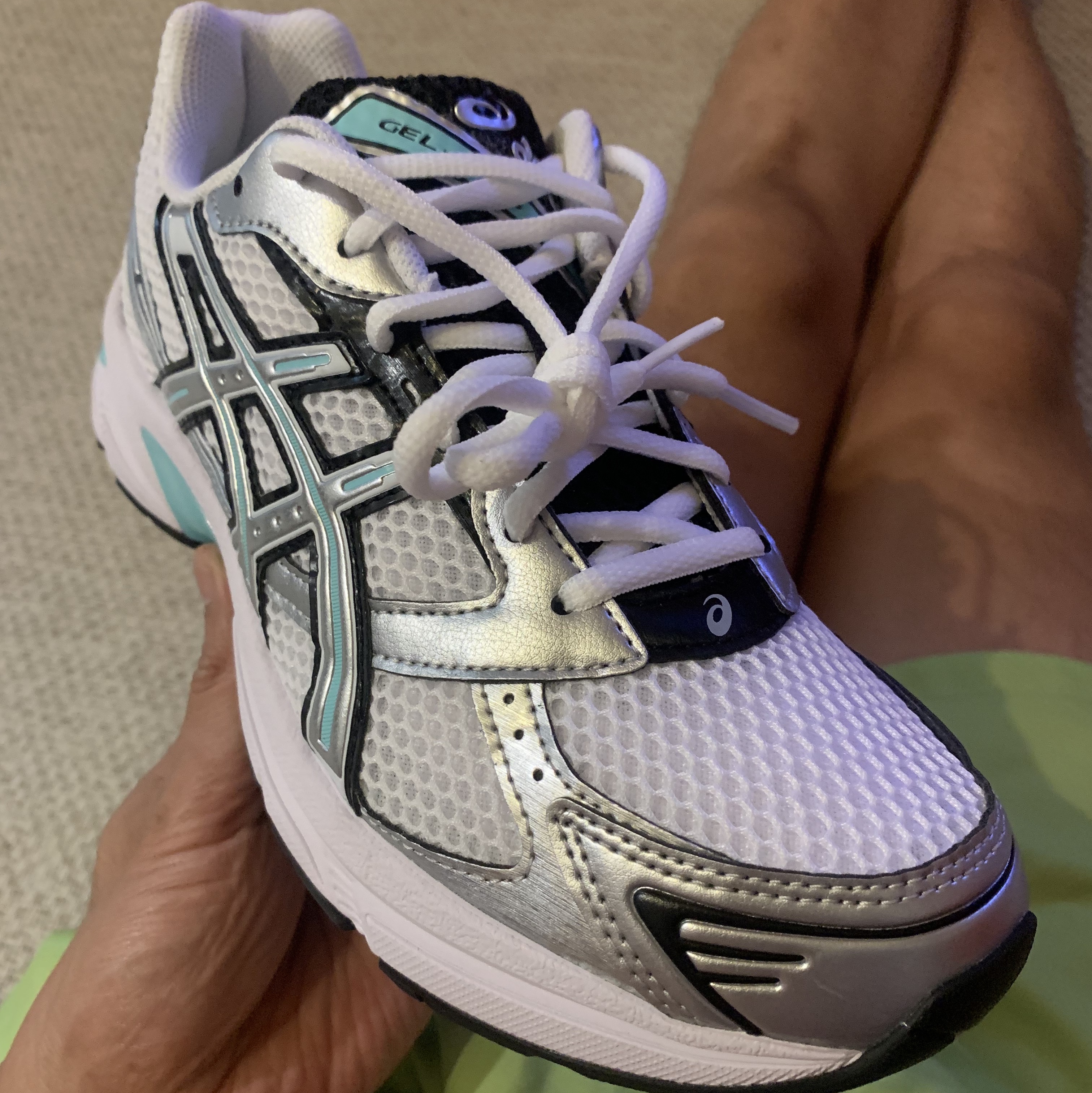 Asics Gel-1130 White Pure Silver 착용 스타일 - 1