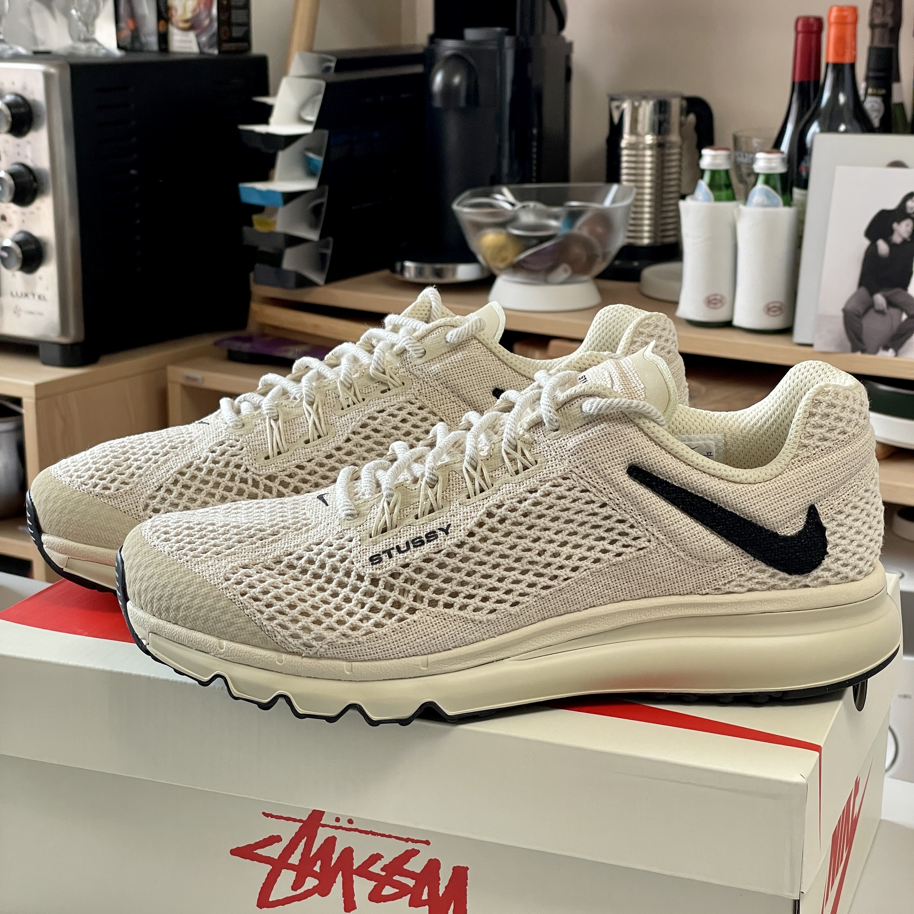 Nike x Stussy Air Max 2013 Fossil 착용 스타일 - 1