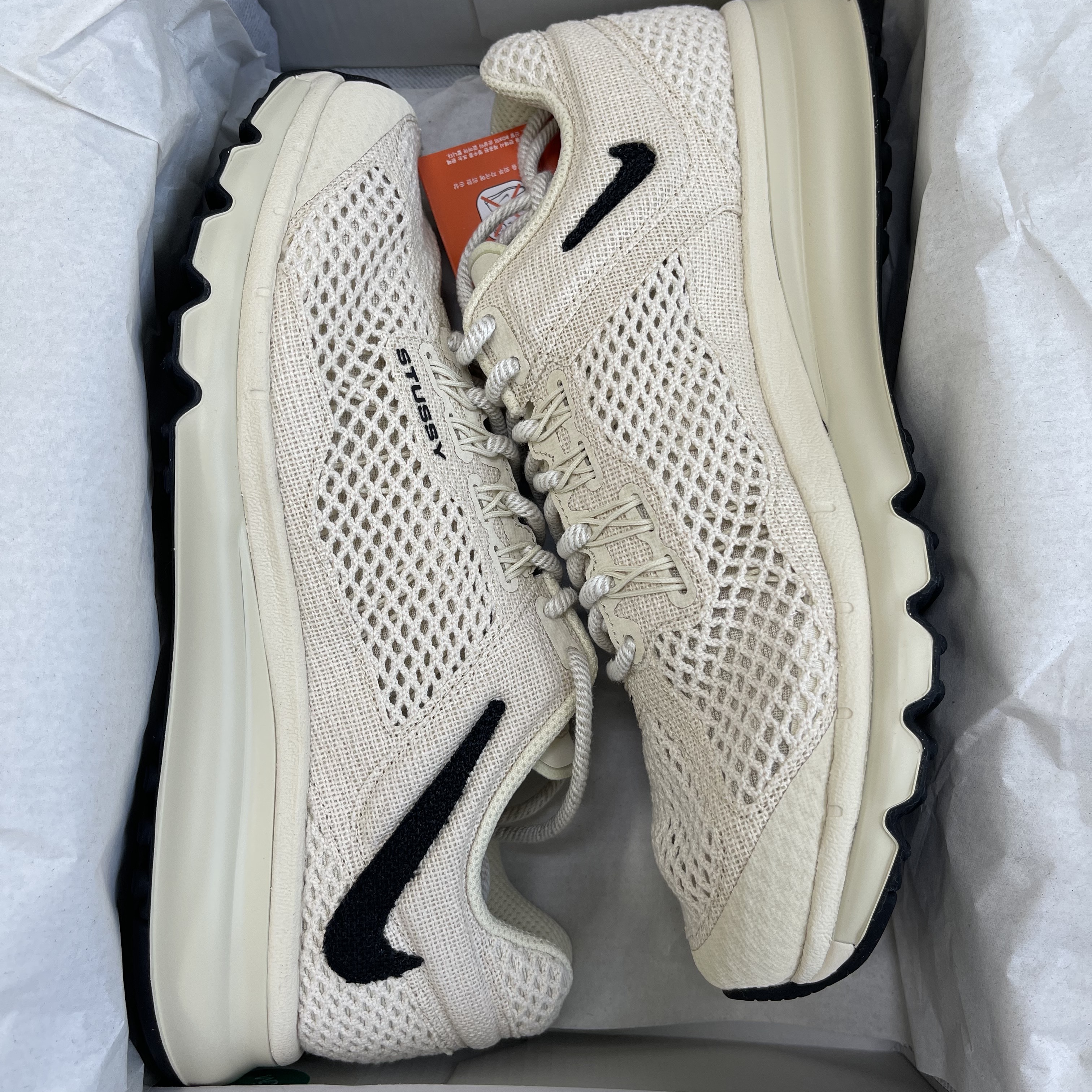 Nike x Stussy Air Max 2013 Fossil 착용 스타일 - 1