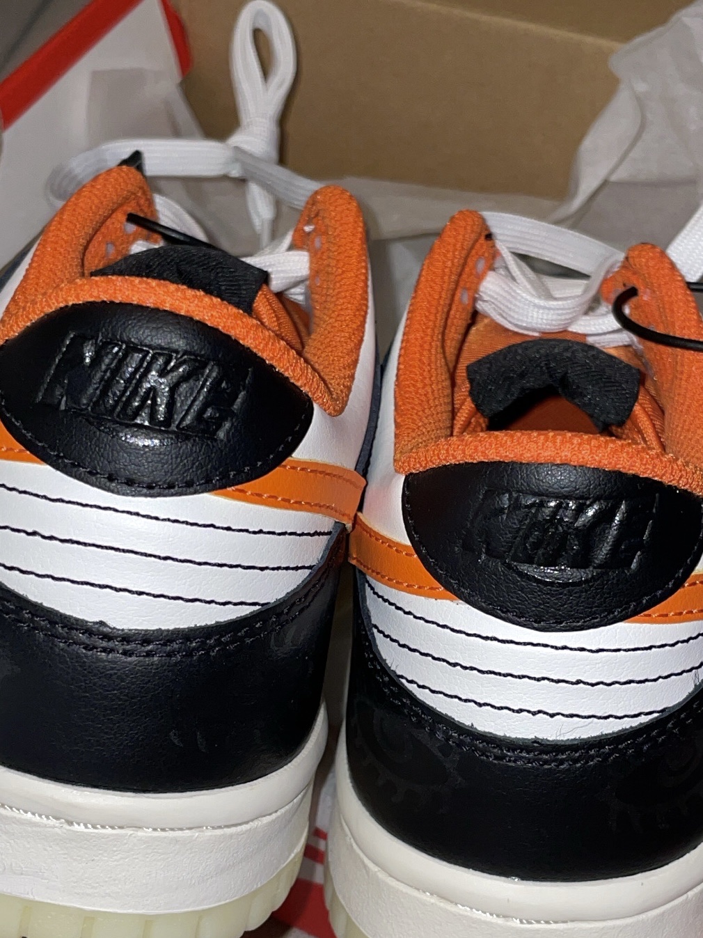 Nike Dunk Low Retro PRM Halloween 착용 스타일 - 4