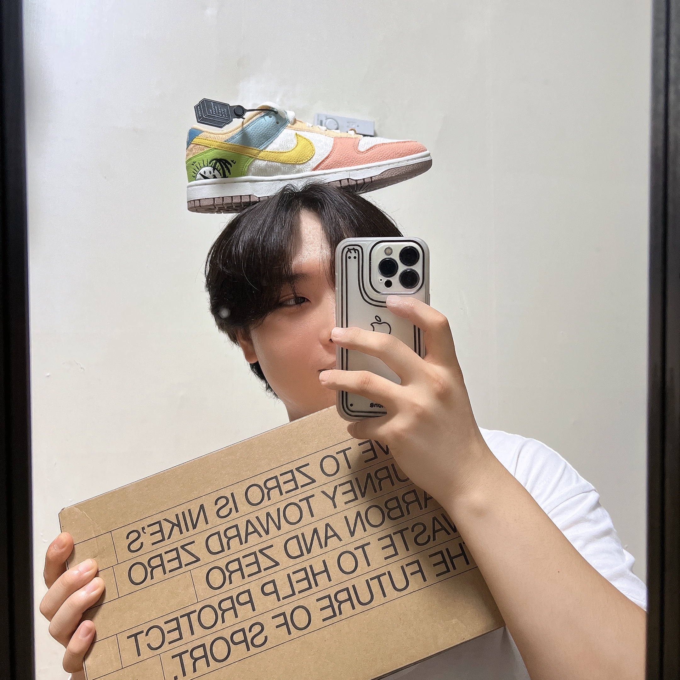 (W) Nike Dunk Low SE Sun Club Sanded Gold 착용 스타일