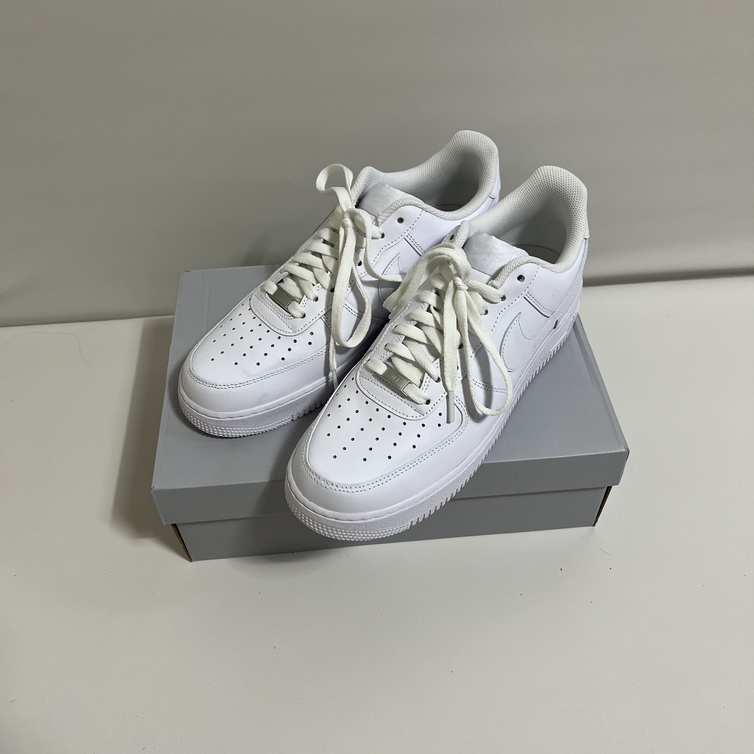 Nike Air Force 1 '07 Low White 착용 스타일