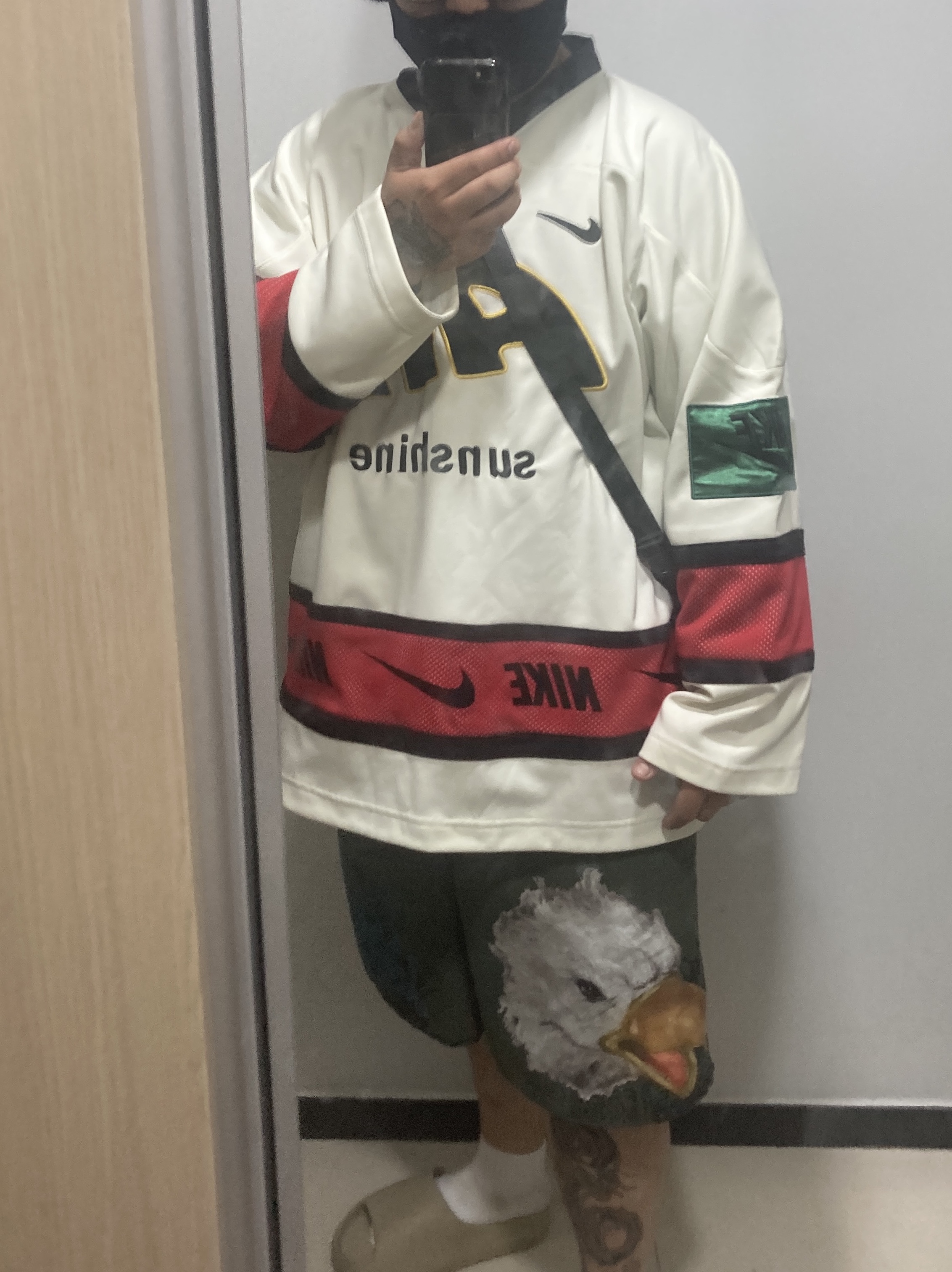 Nike x Cactus Plant Flea Market Hockey Jersey White, Adidas Yeezy Slide Pure - Re-Release Ver. 착용 스타일