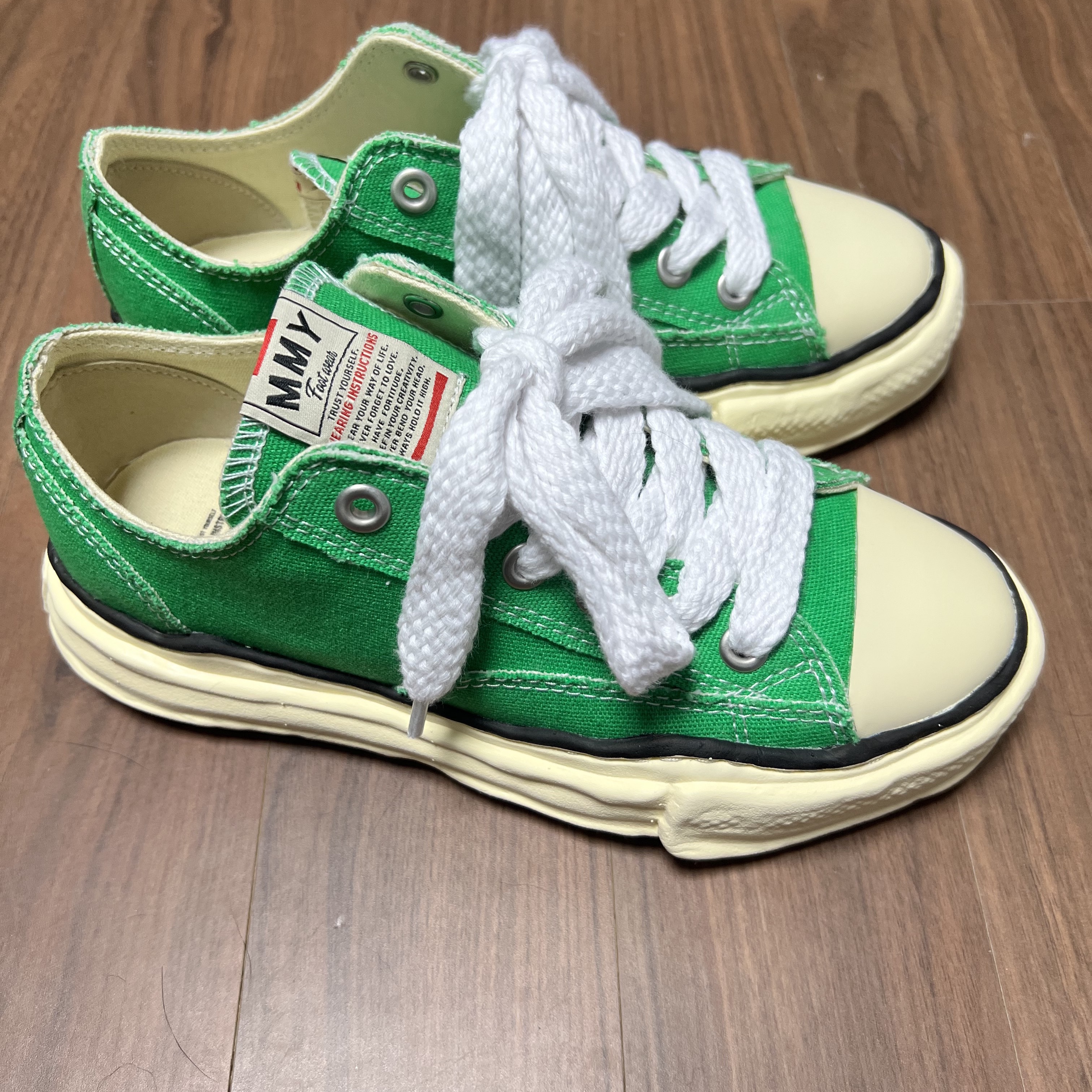 Maison Mihara Yasuhiro Peterson VL OG Sole Canvas Low-top Sneakers Green 착용 스타일 - 2