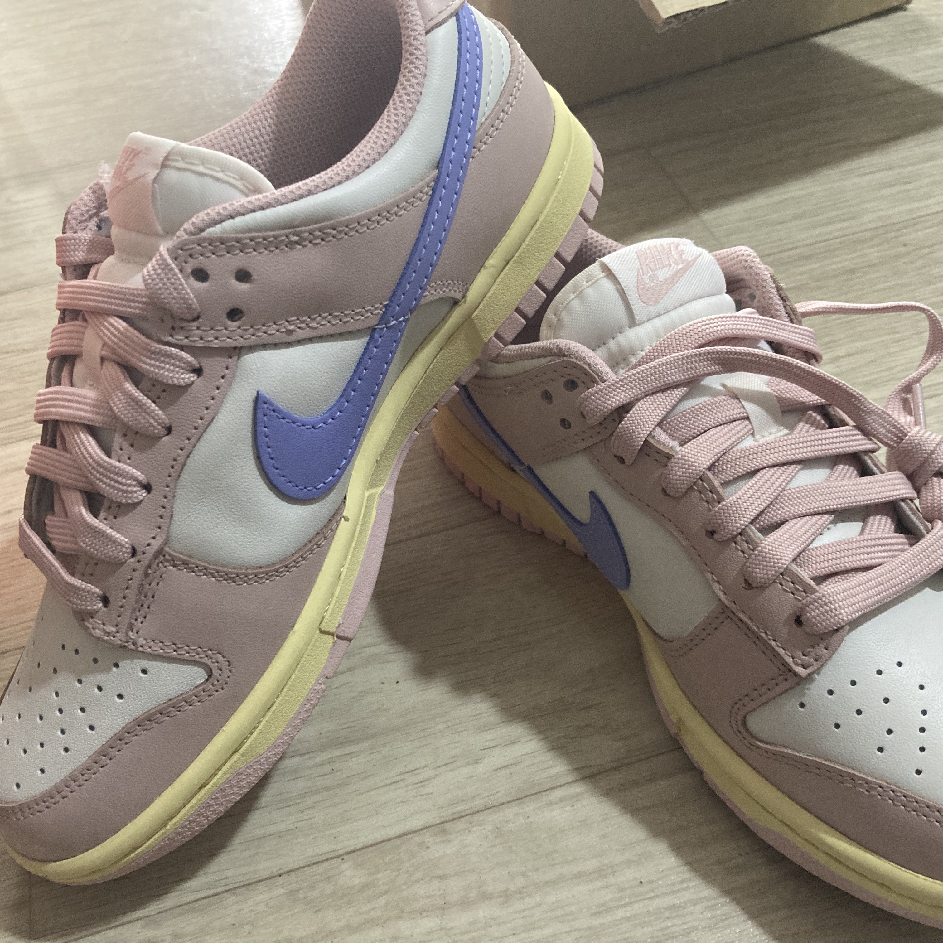 (W) Nike Dunk Low Pink Oxford 착용 스타일 - 2