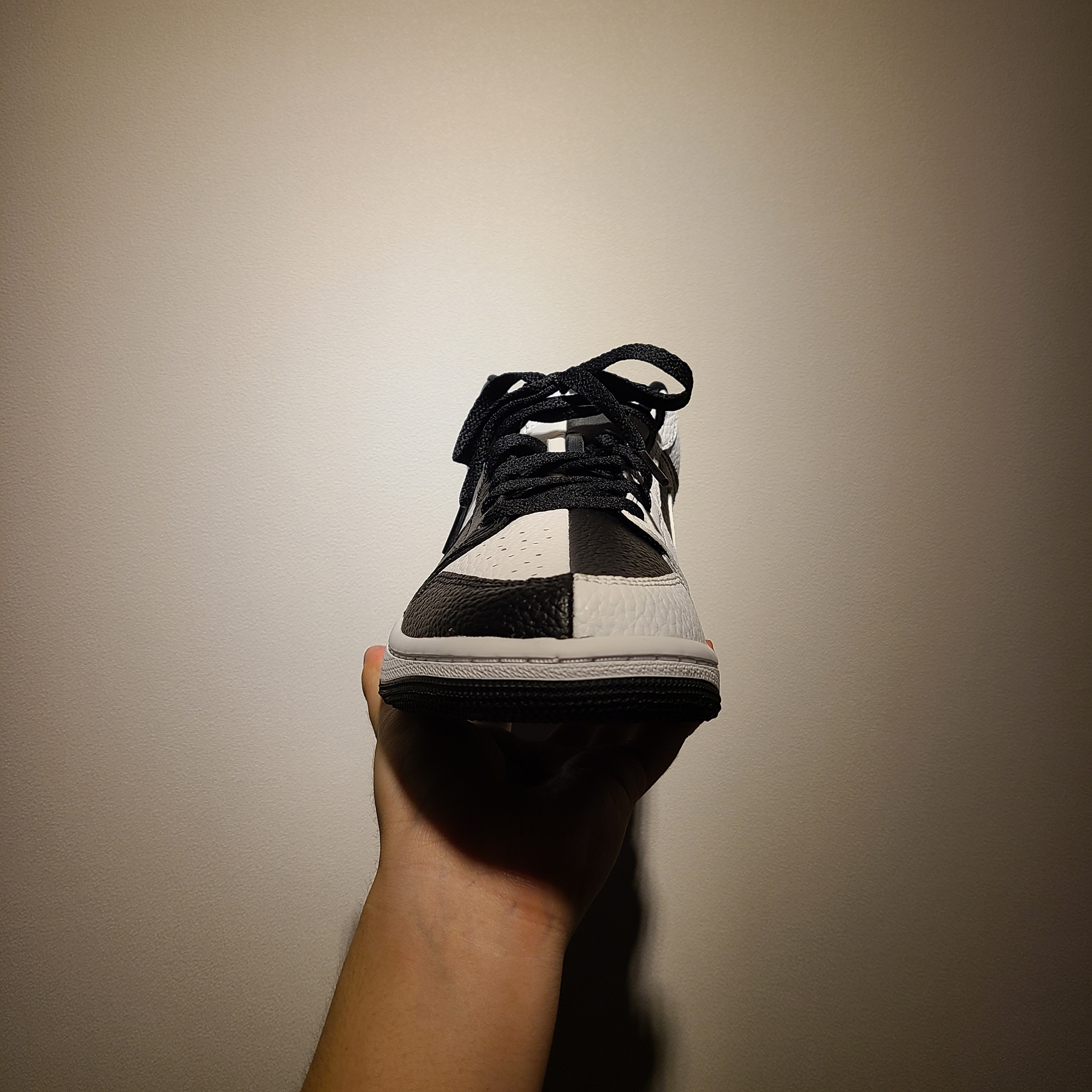 (W) Jordan 1 Low SE Black White 착용 스타일 - 3