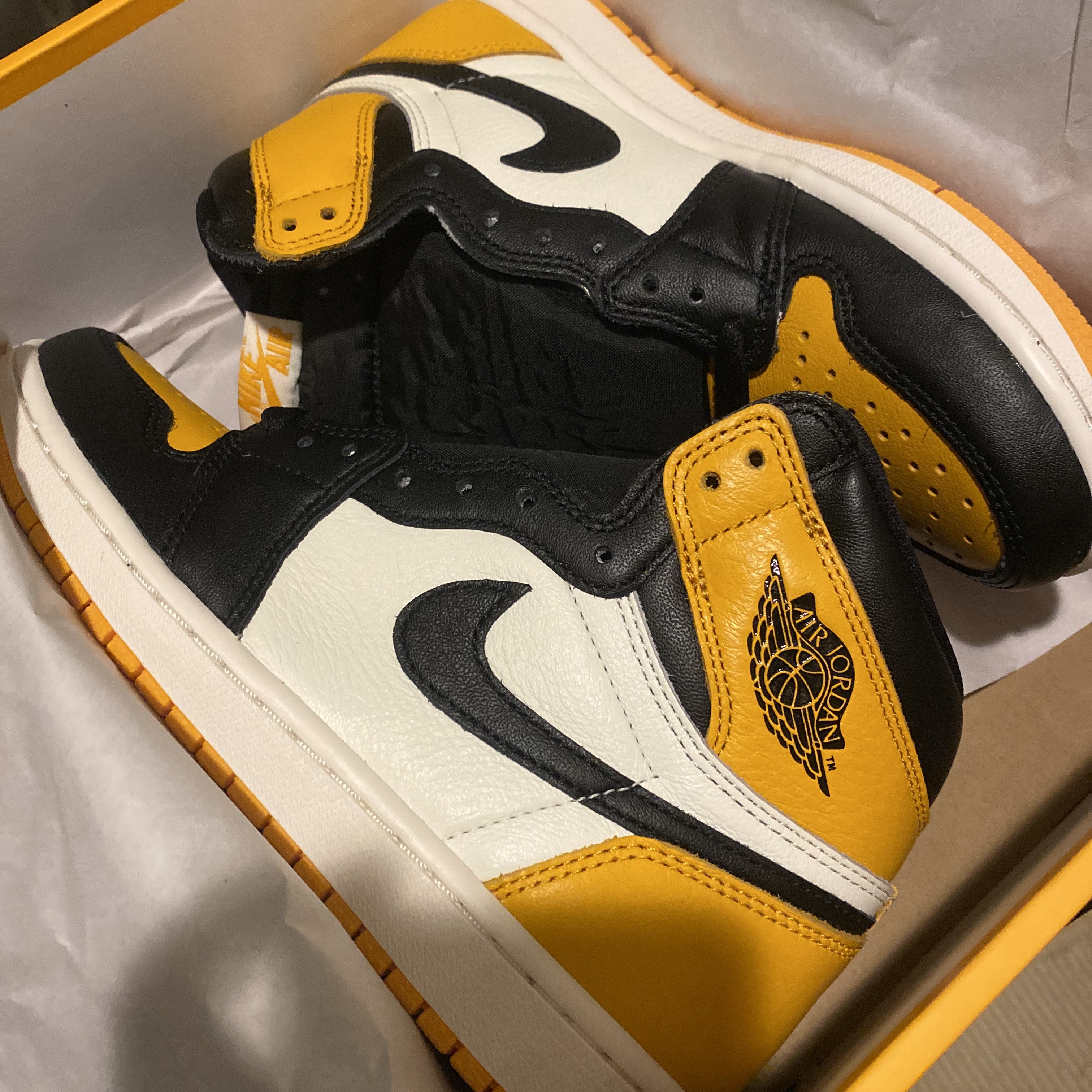 Jordan 1 Retro High OG Taxi, (GS) Jordan 1 Retro High OG Taxi 착용 스타일 - 1