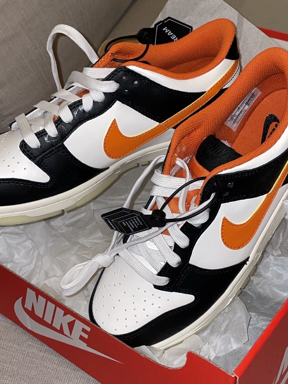 Nike Dunk Low Retro PRM Halloween 착용 스타일 - 3