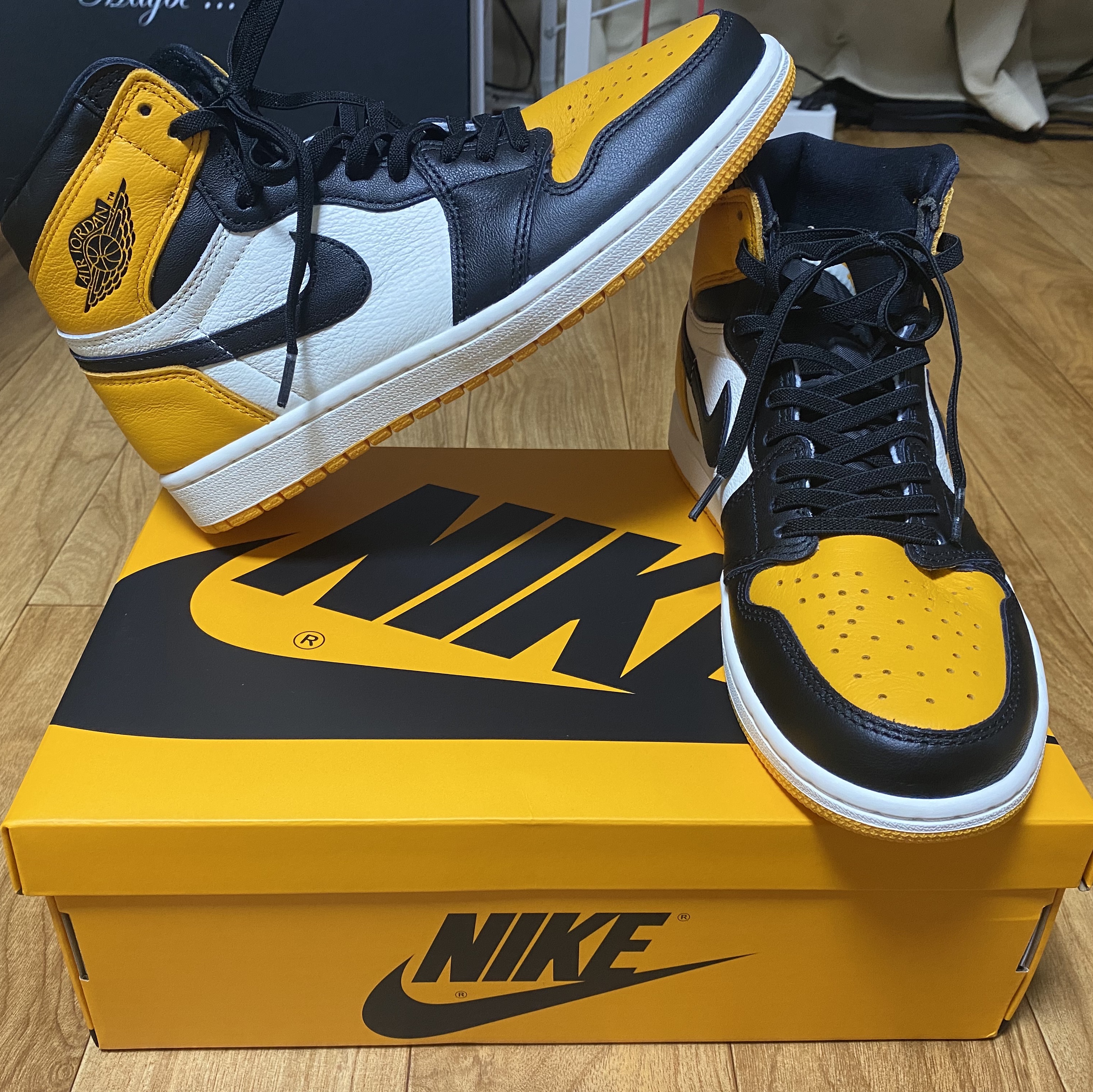 Jordan 1 Retro High OG Taxi 착용 스타일 - 1