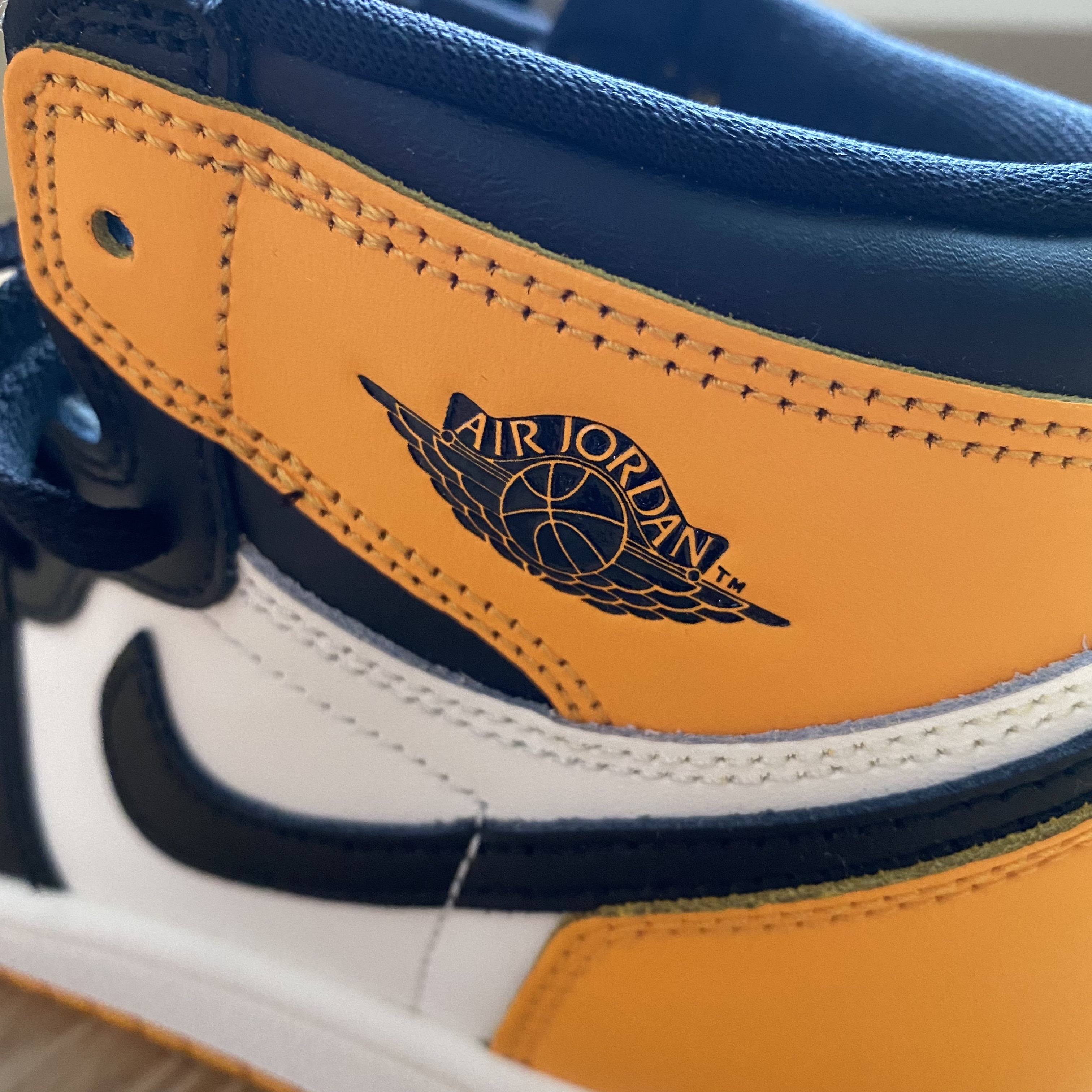 (PS) Jordan 1 Retro High OG Taxi 착용 스타일 - 4