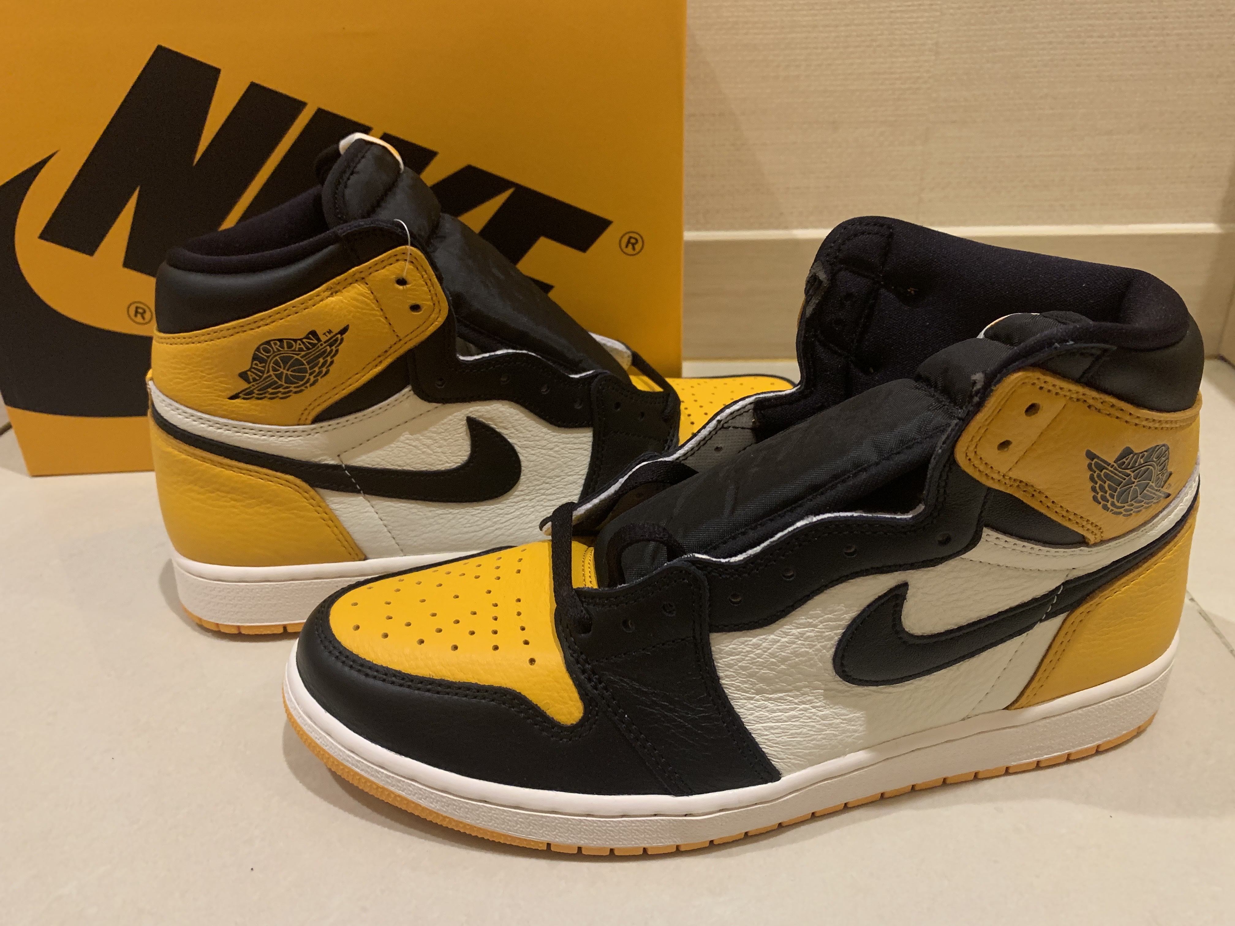 Jordan 1 Retro High OG Taxi 착용 스타일