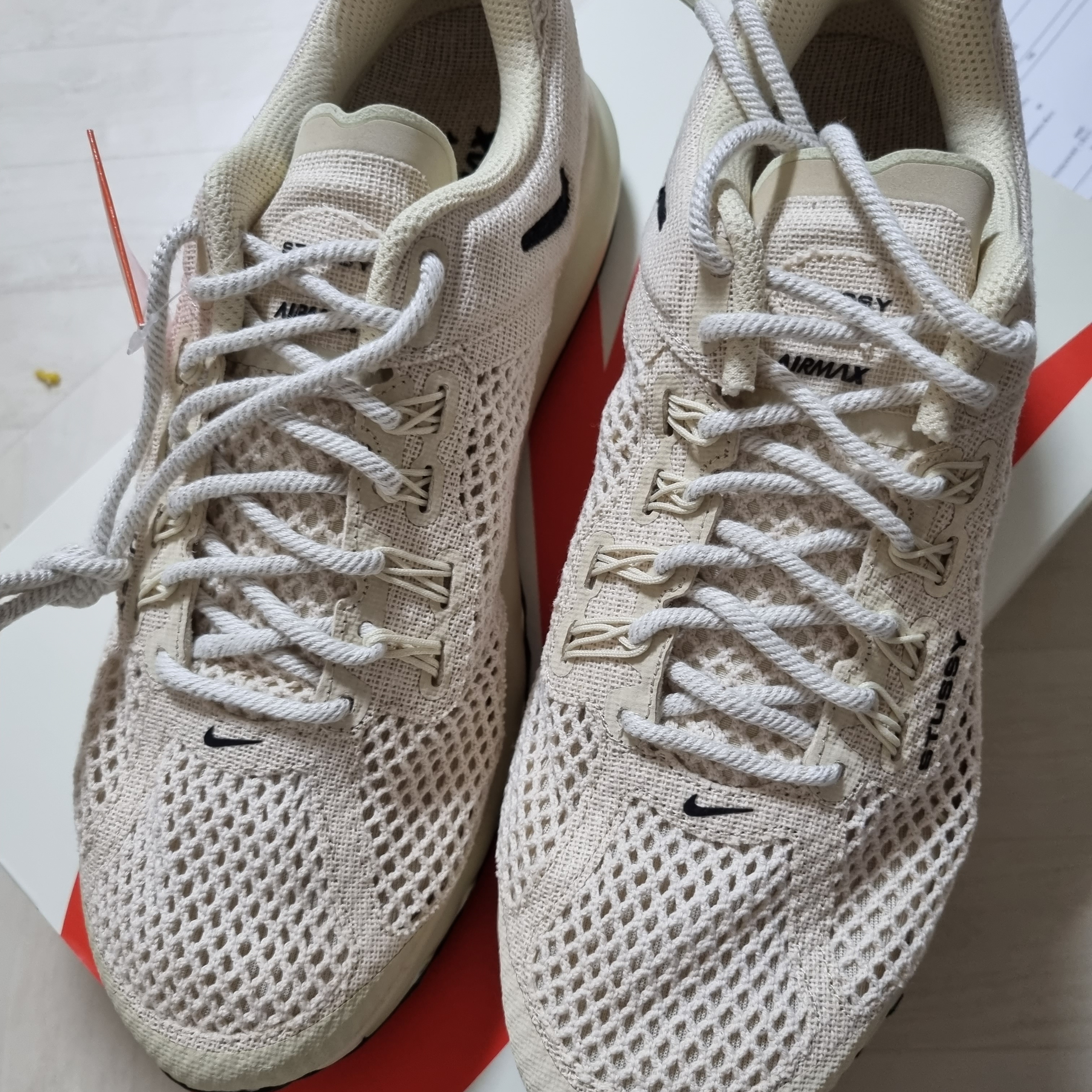 Nike x Stussy Air Max 2013 Fossil 착용 스타일