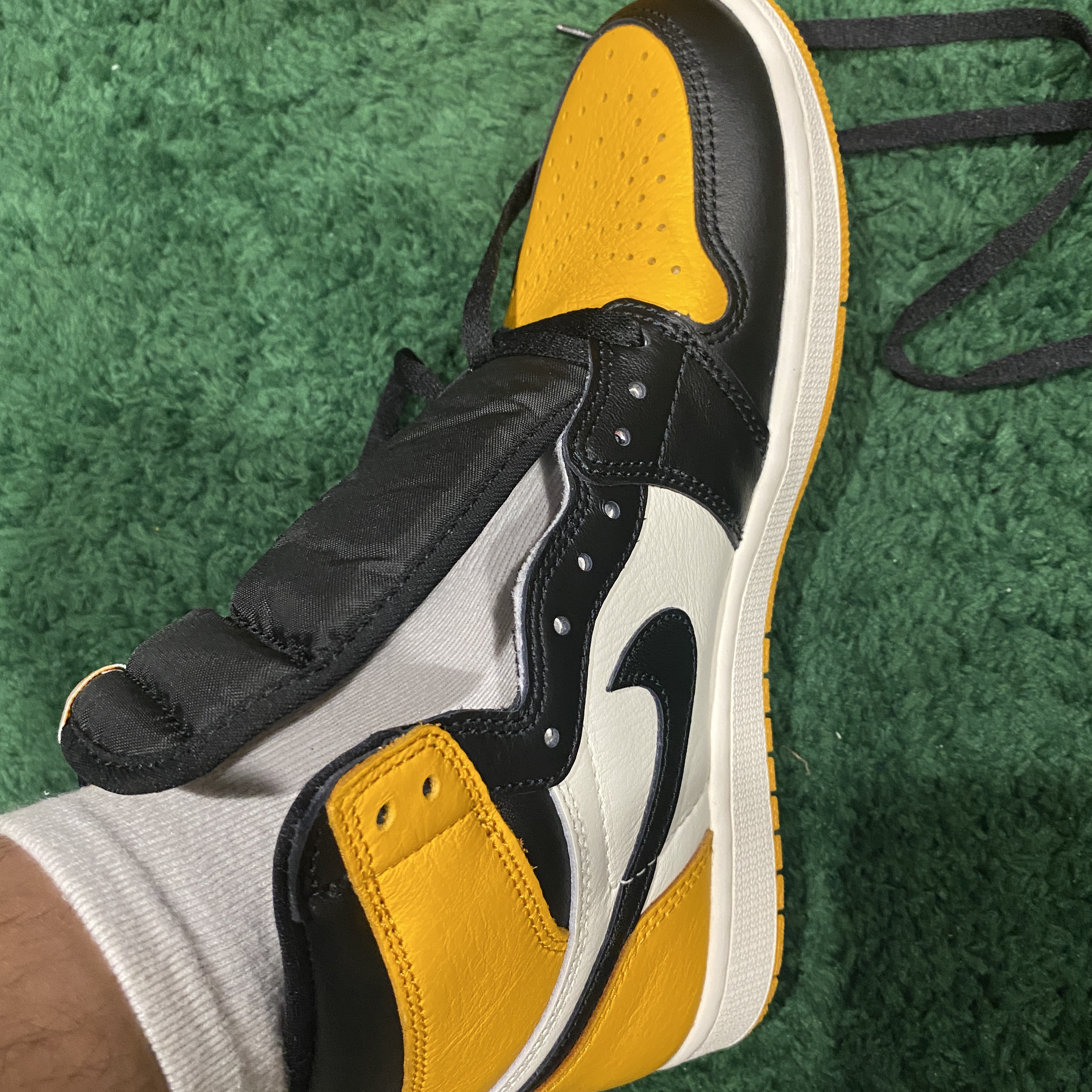 Jordan 1 Retro High OG Taxi 착용 스타일 - 2