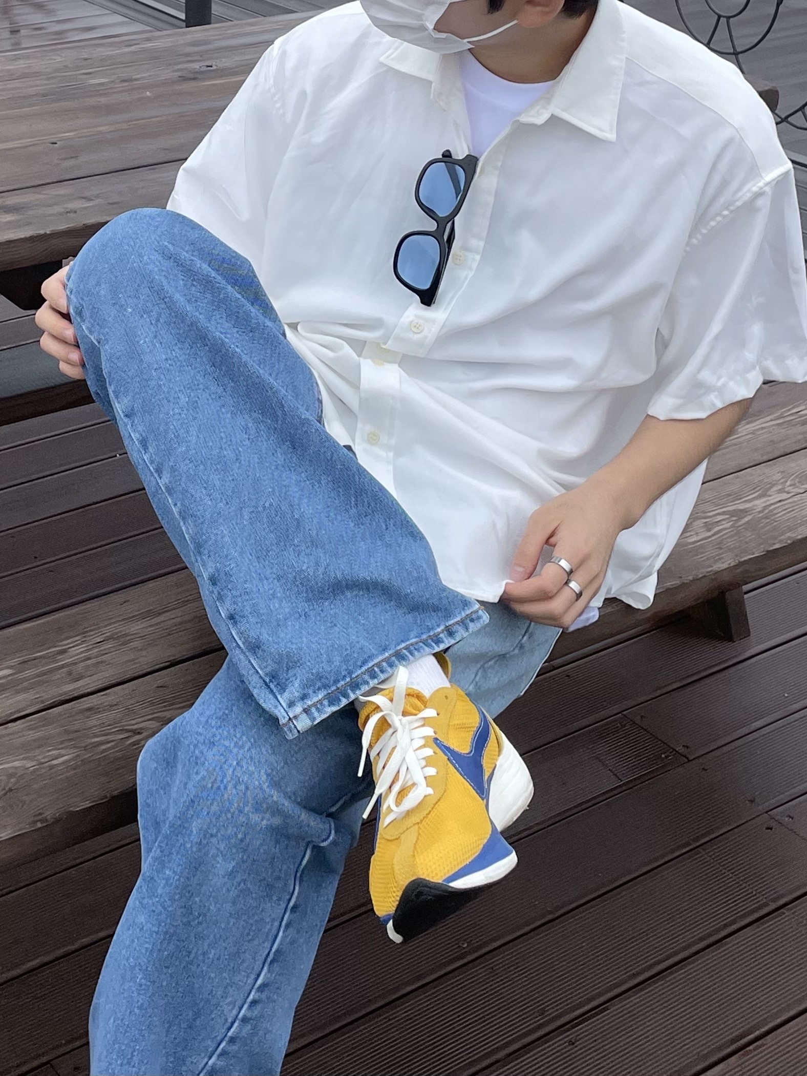 Nike Moon Racer Yellow Ochre Gym Blue 착용 스타일 - 3