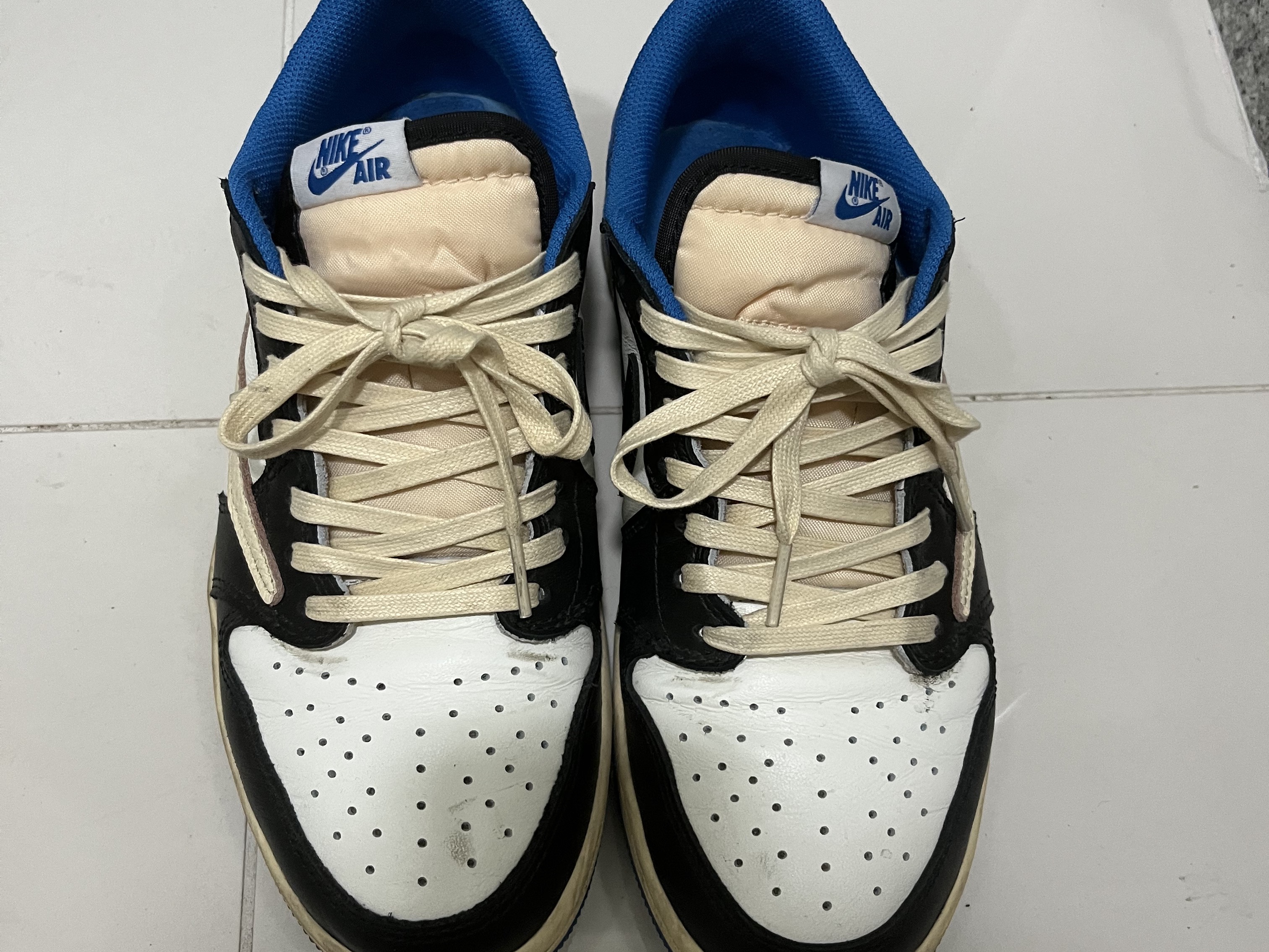 Jordan 1 x Travis Scott x Fragment Retro Low OG SP Military Blue 착용 스타일