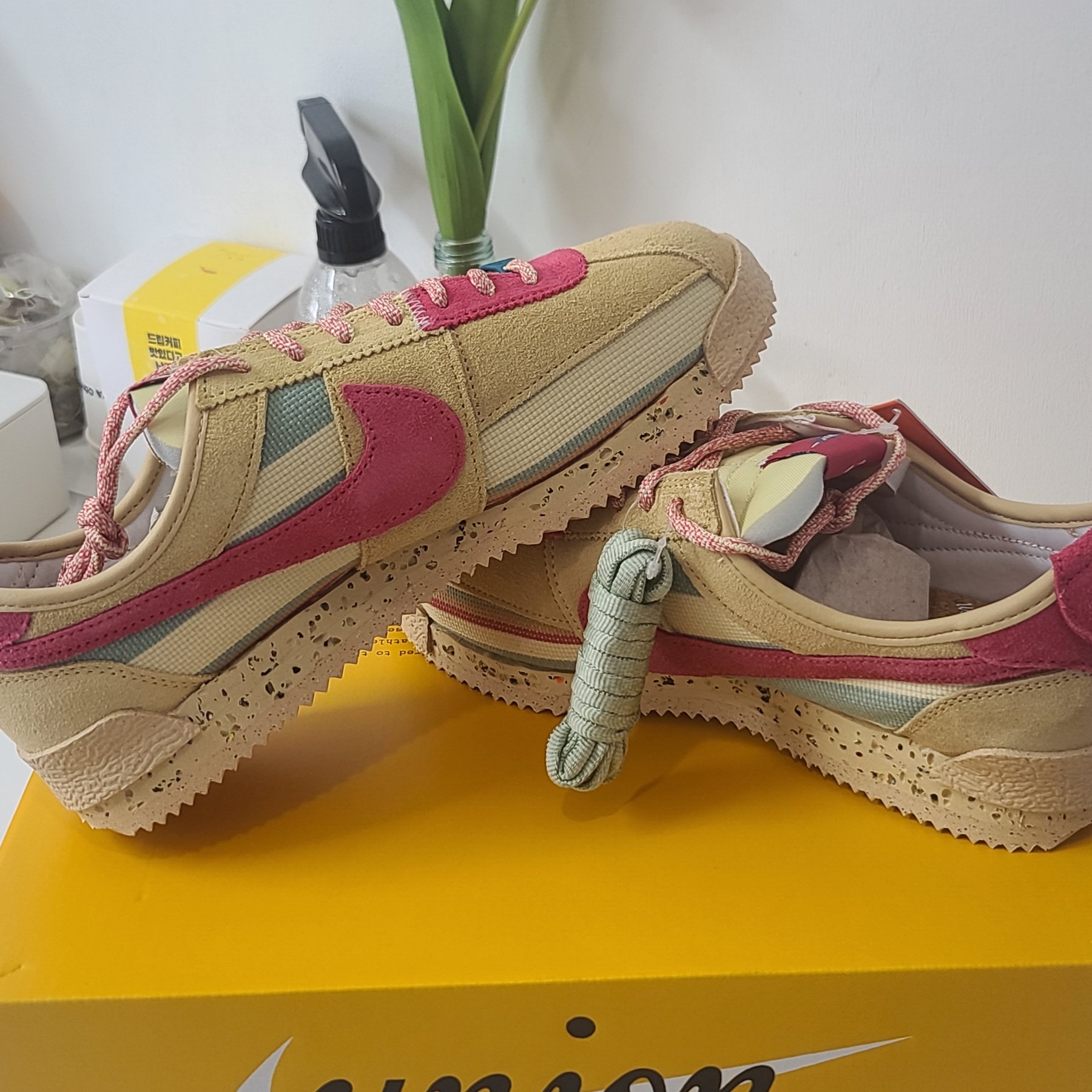 Nike x Union Cortez SP Sesame 착용 스타일 - 2