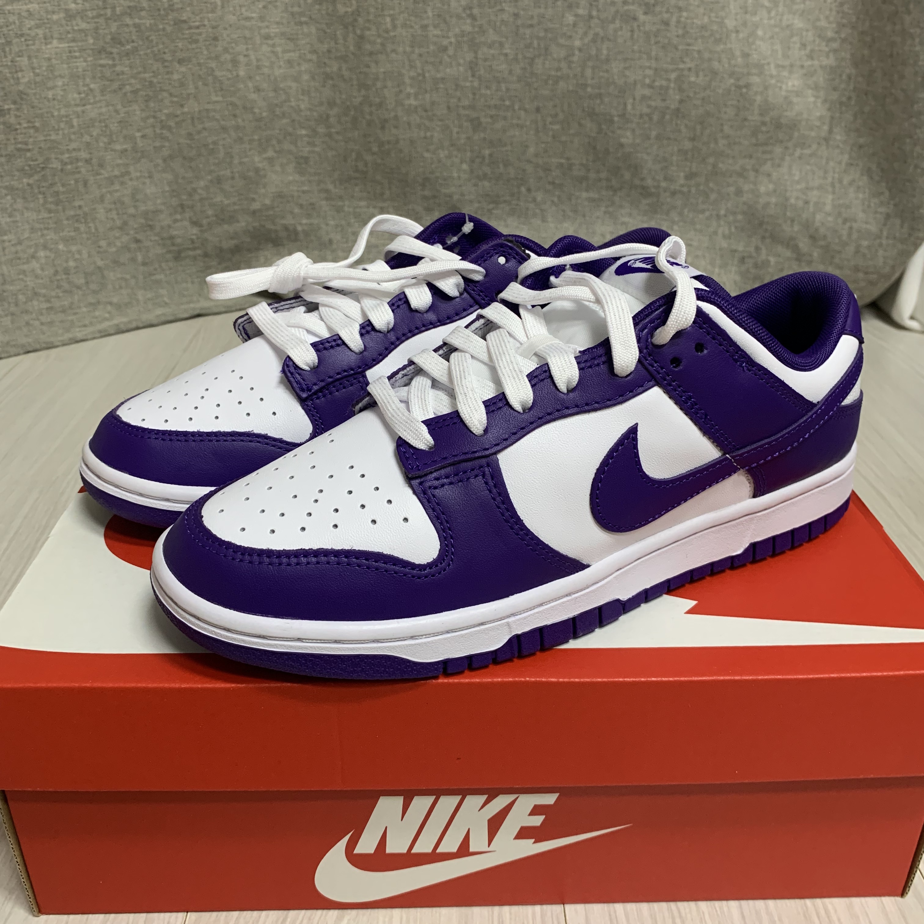 Nike Dunk Low Retro Championship Court Purple 착용 스타일