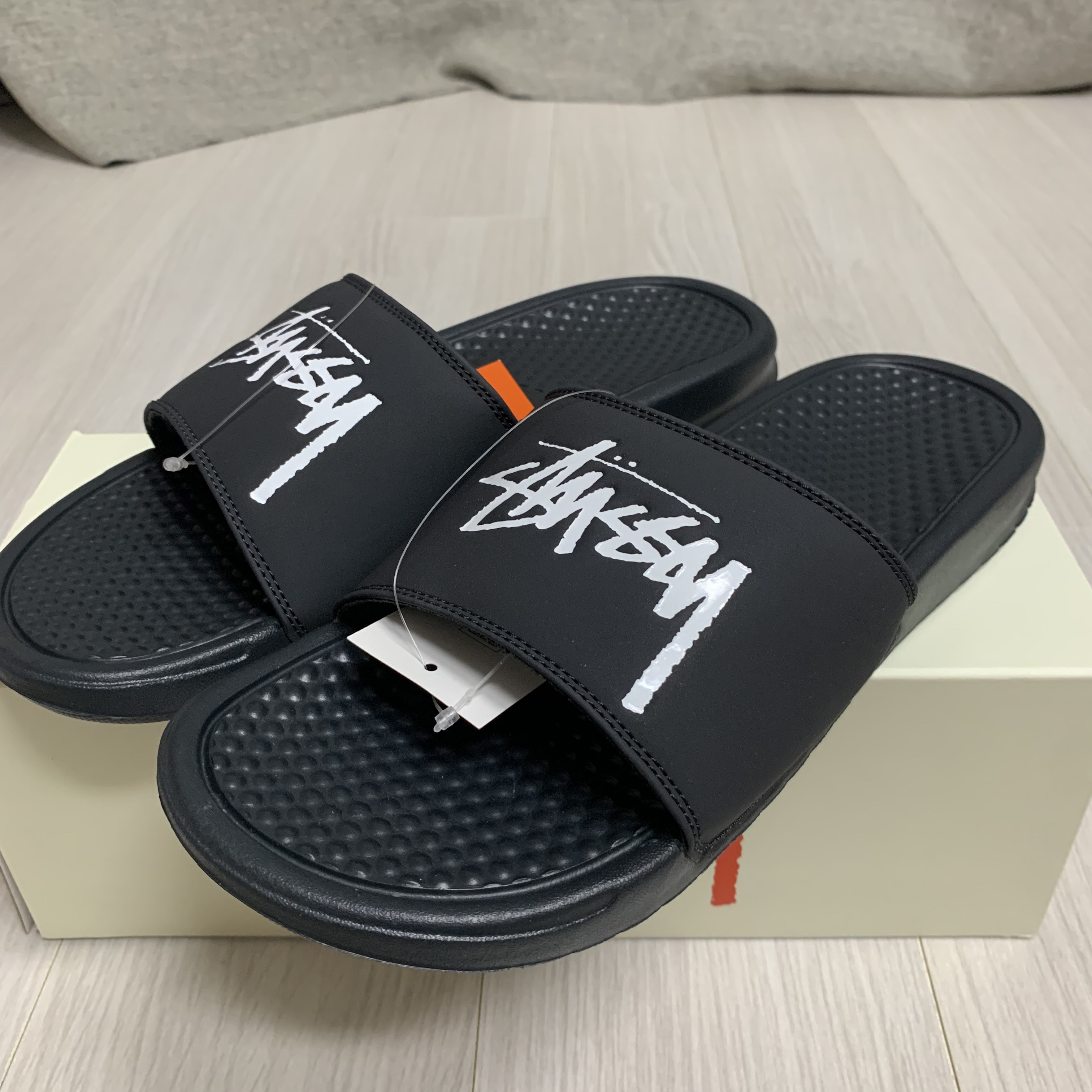 Nike x Stussy Benassi Slide Off Noir 착용 스타일