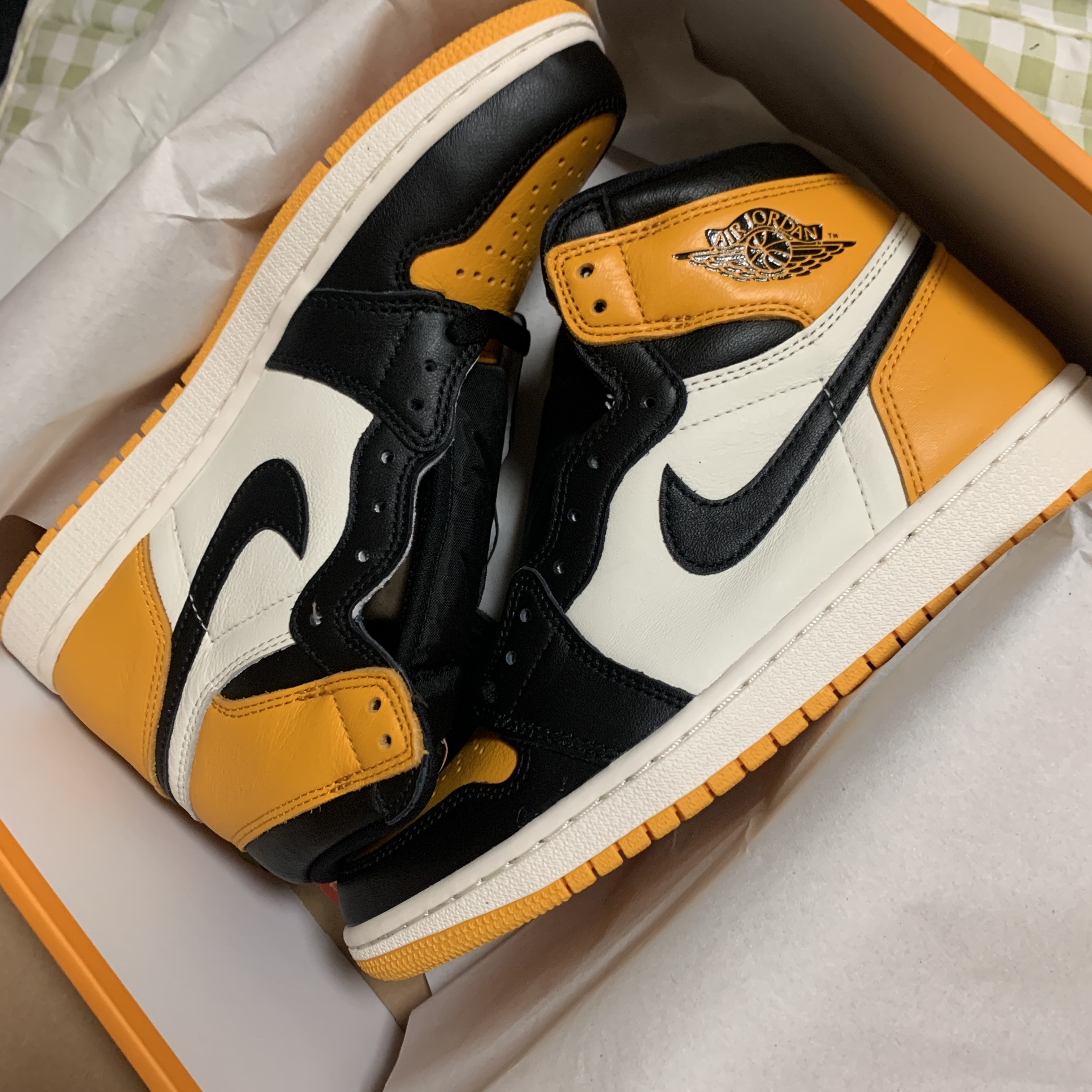 Jordan 1 Retro High OG Taxi 착용 스타일 - 3