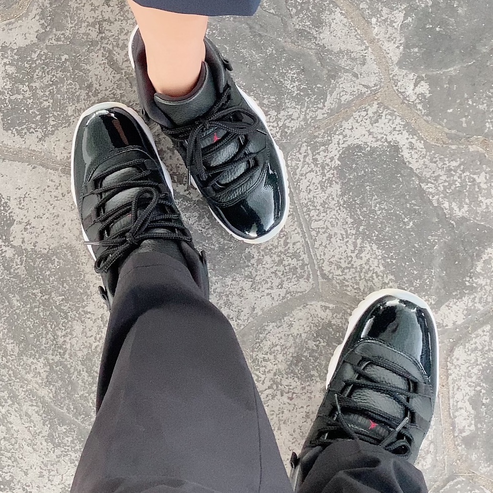 Jordan 11 Retro Low 72-10 착용 스타일 - 2
