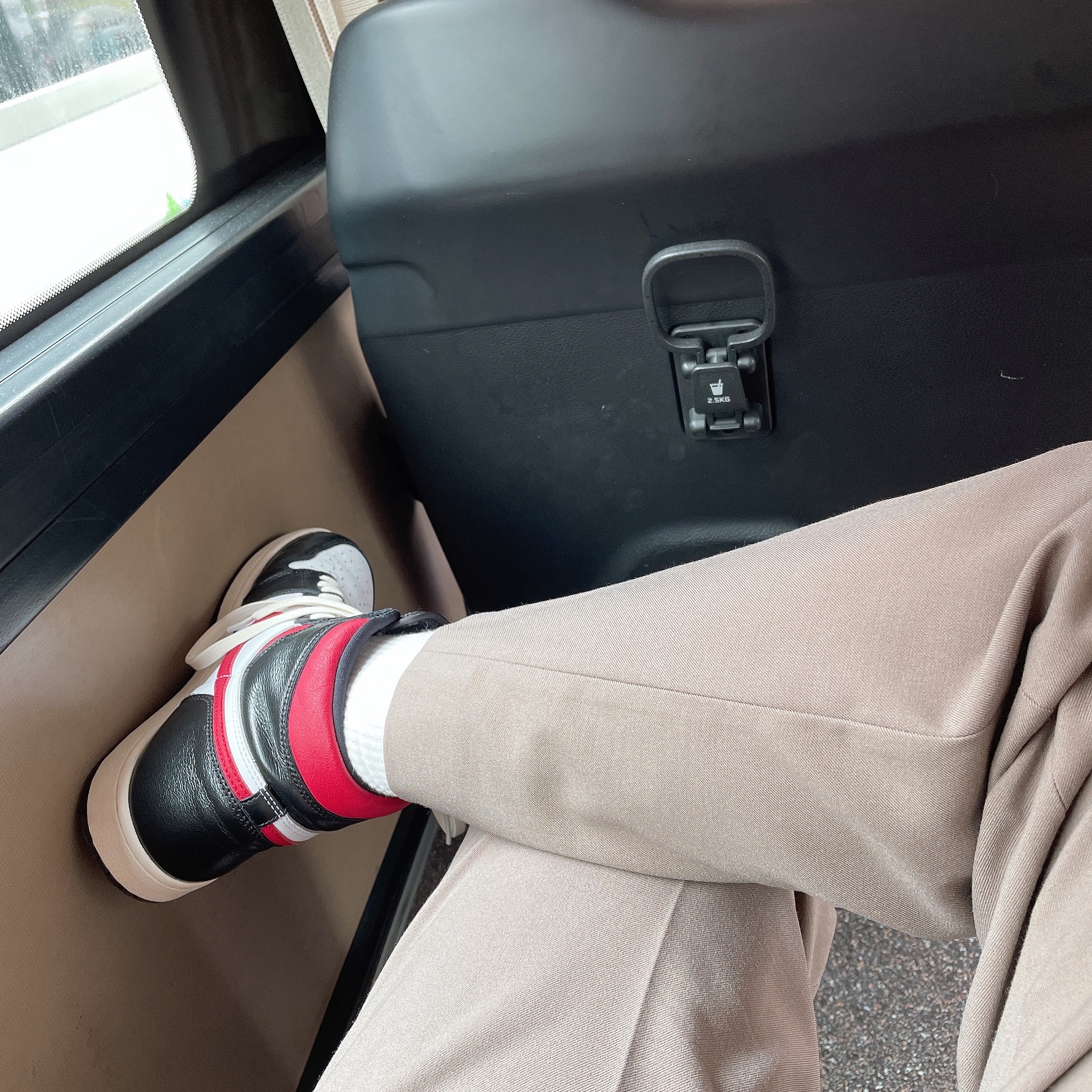Jordan 1 Retro High OG Gym Red 착용 스타일