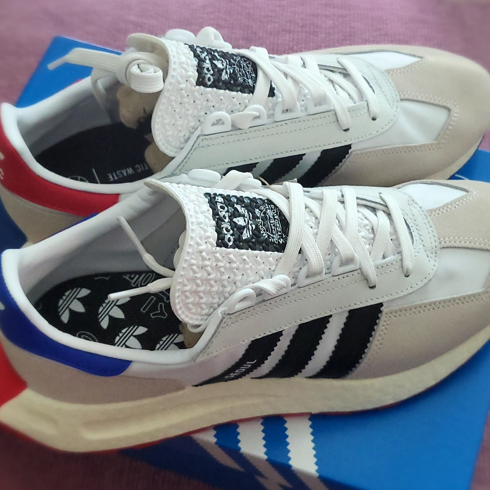 Adidas Retropy E5 White 착용 스타일 - 1