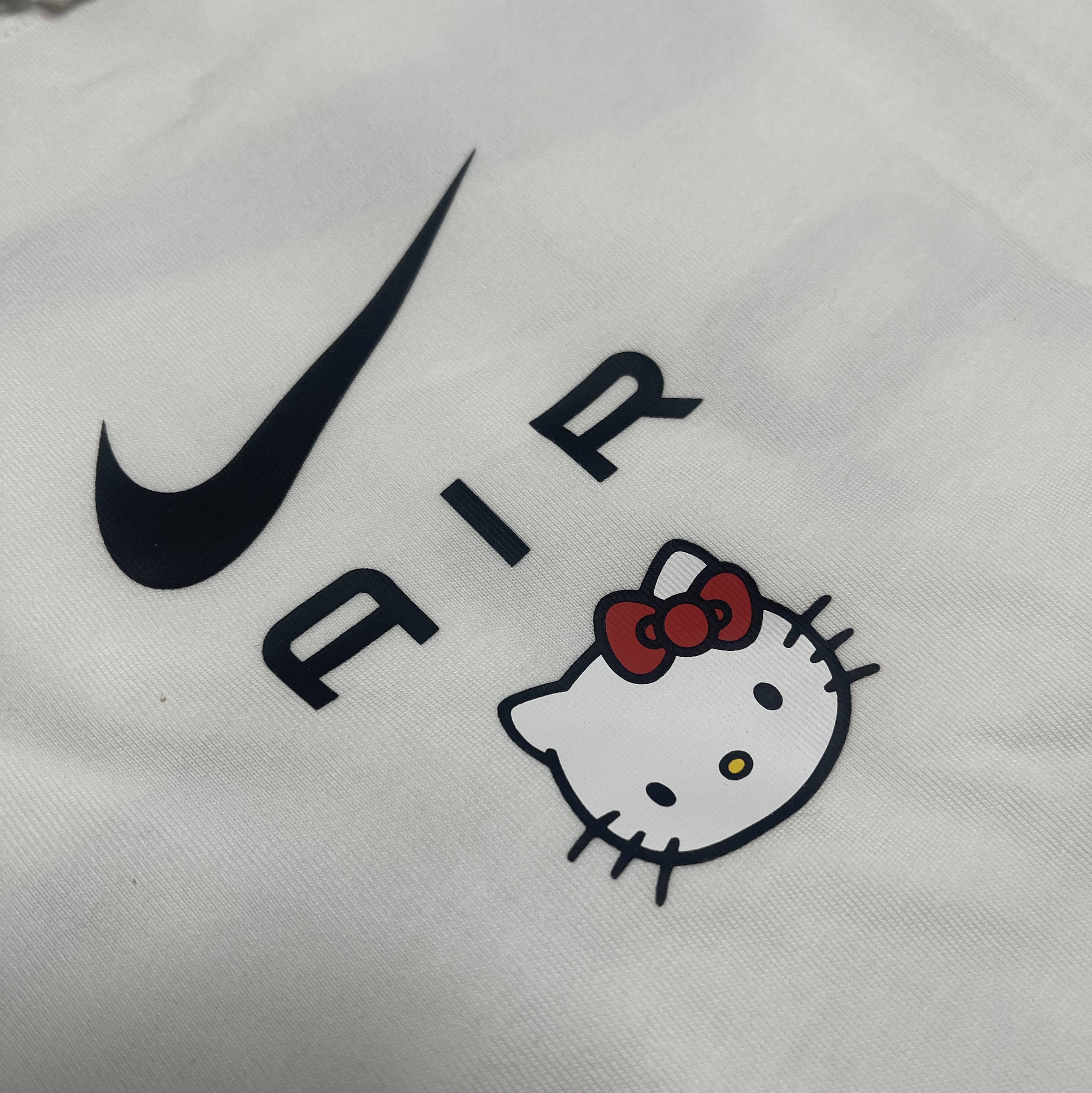 Nike x Hello Kitty NRG Air T-Shirt White - Asia 착용 스타일 - 1