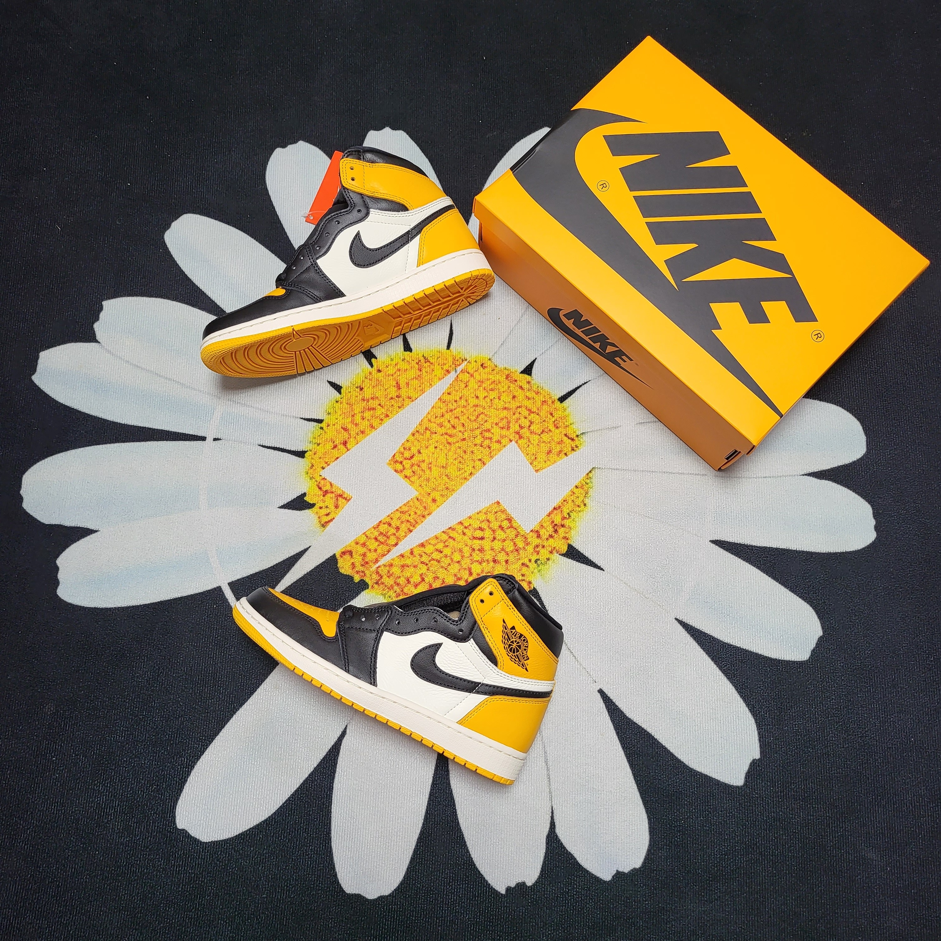 Jordan 1 Retro High OG Taxi 착용 스타일