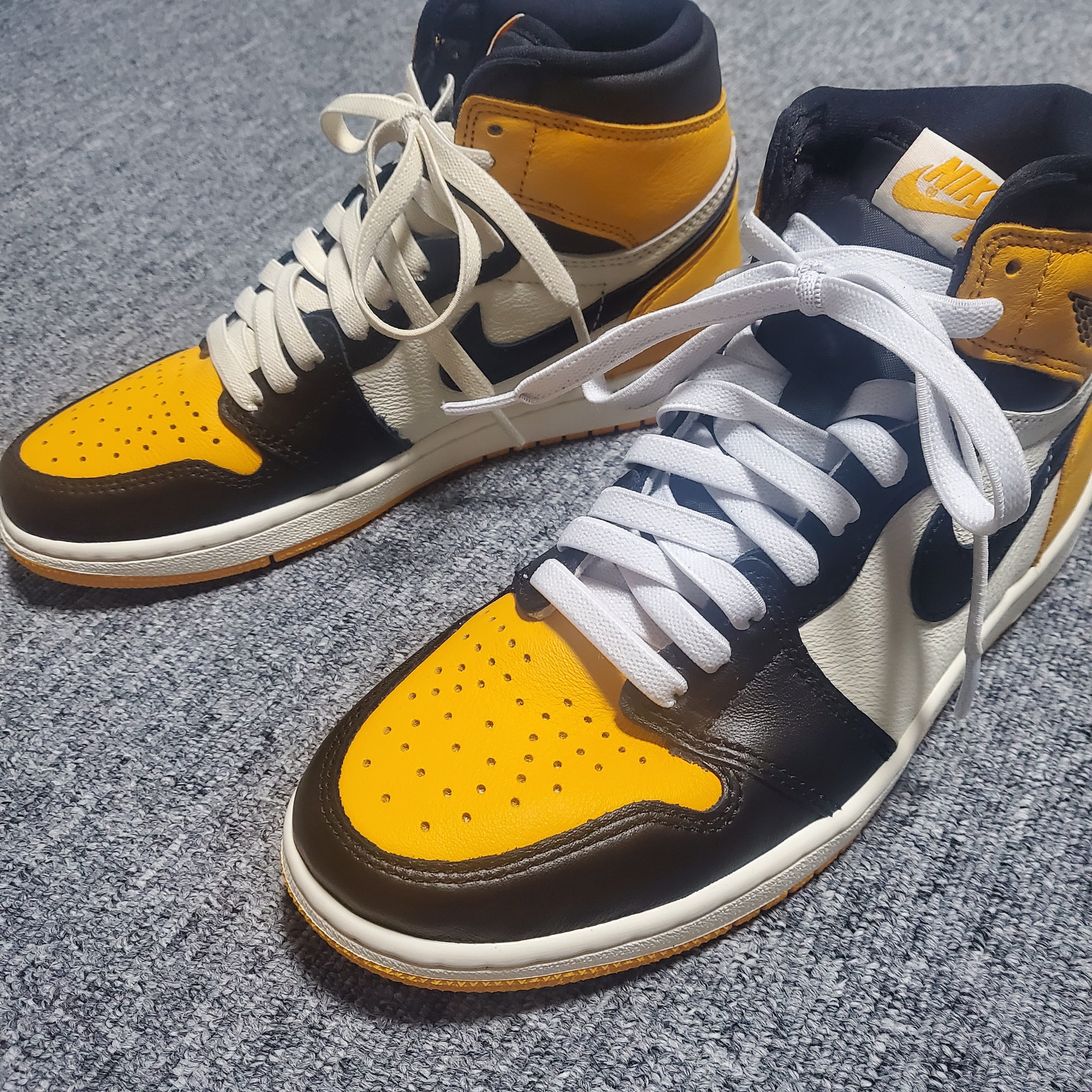 Jordan 1 Retro High OG Taxi 착용 스타일 - 2