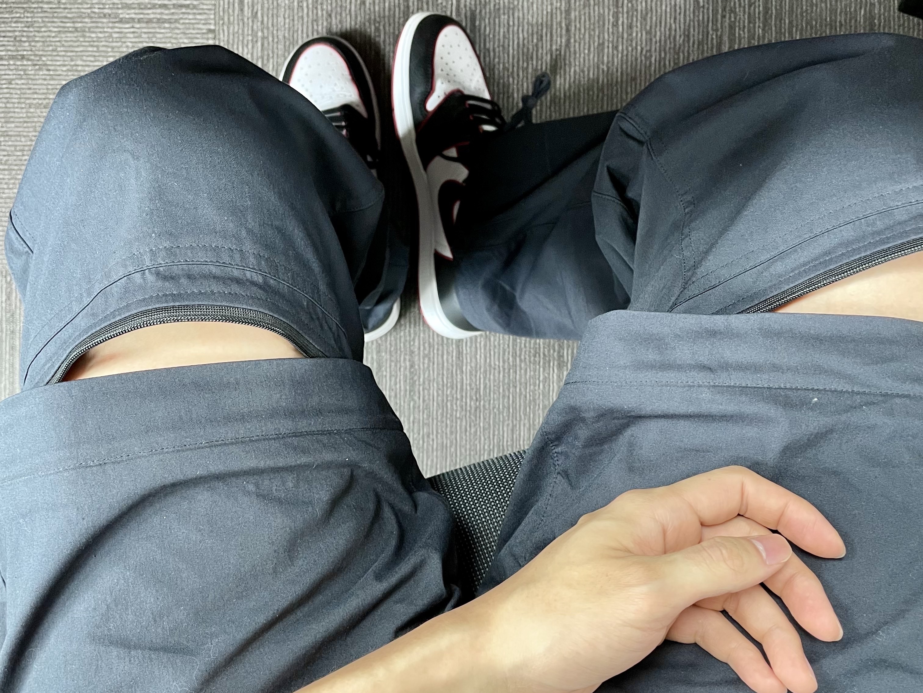 Nike ACG Convertible Pants Black - Asia, Jordan 1 Retro High OG Bloodline 착용 스타일