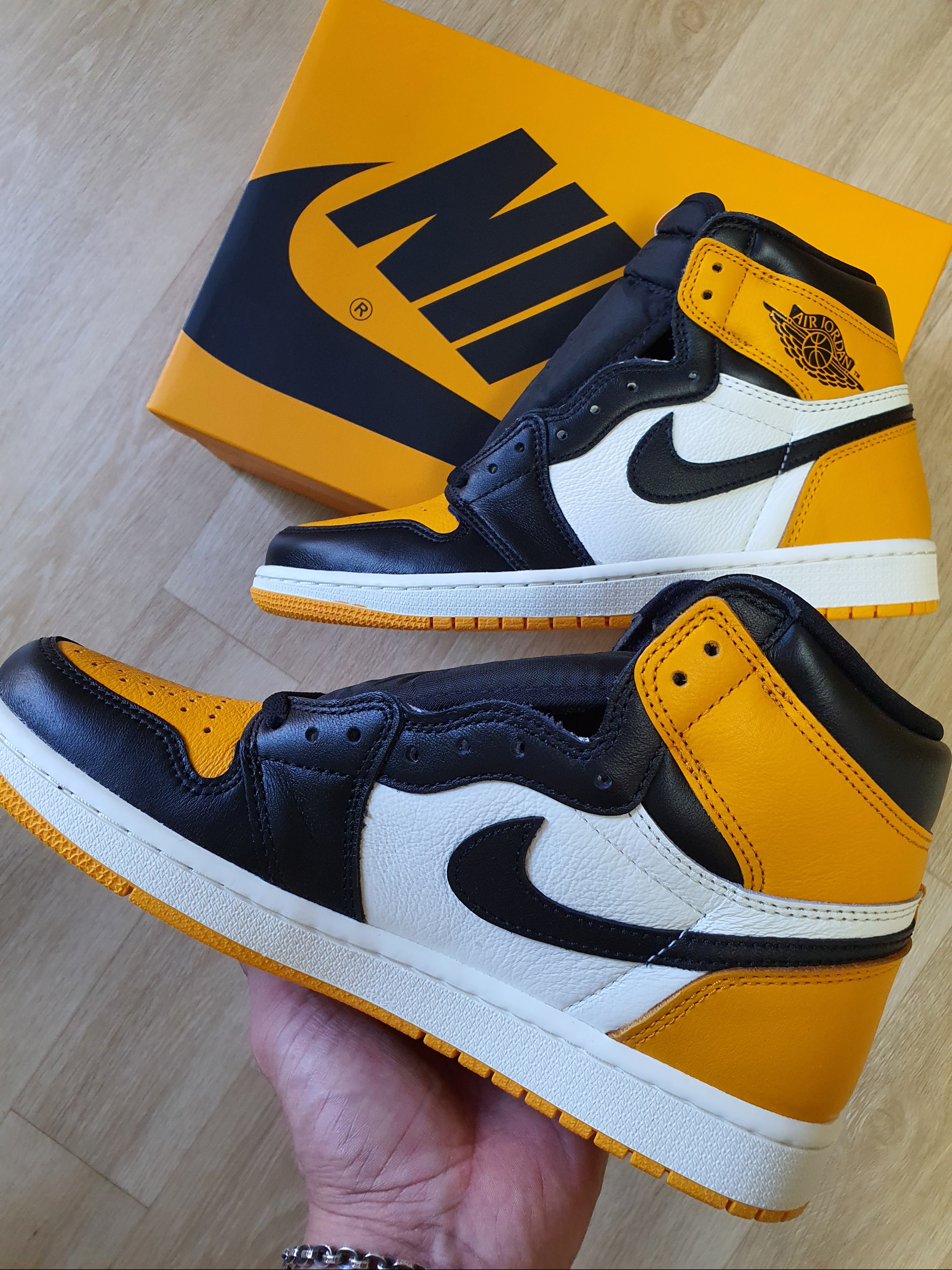 Jordan 1 Retro High OG Taxi 착용 스타일