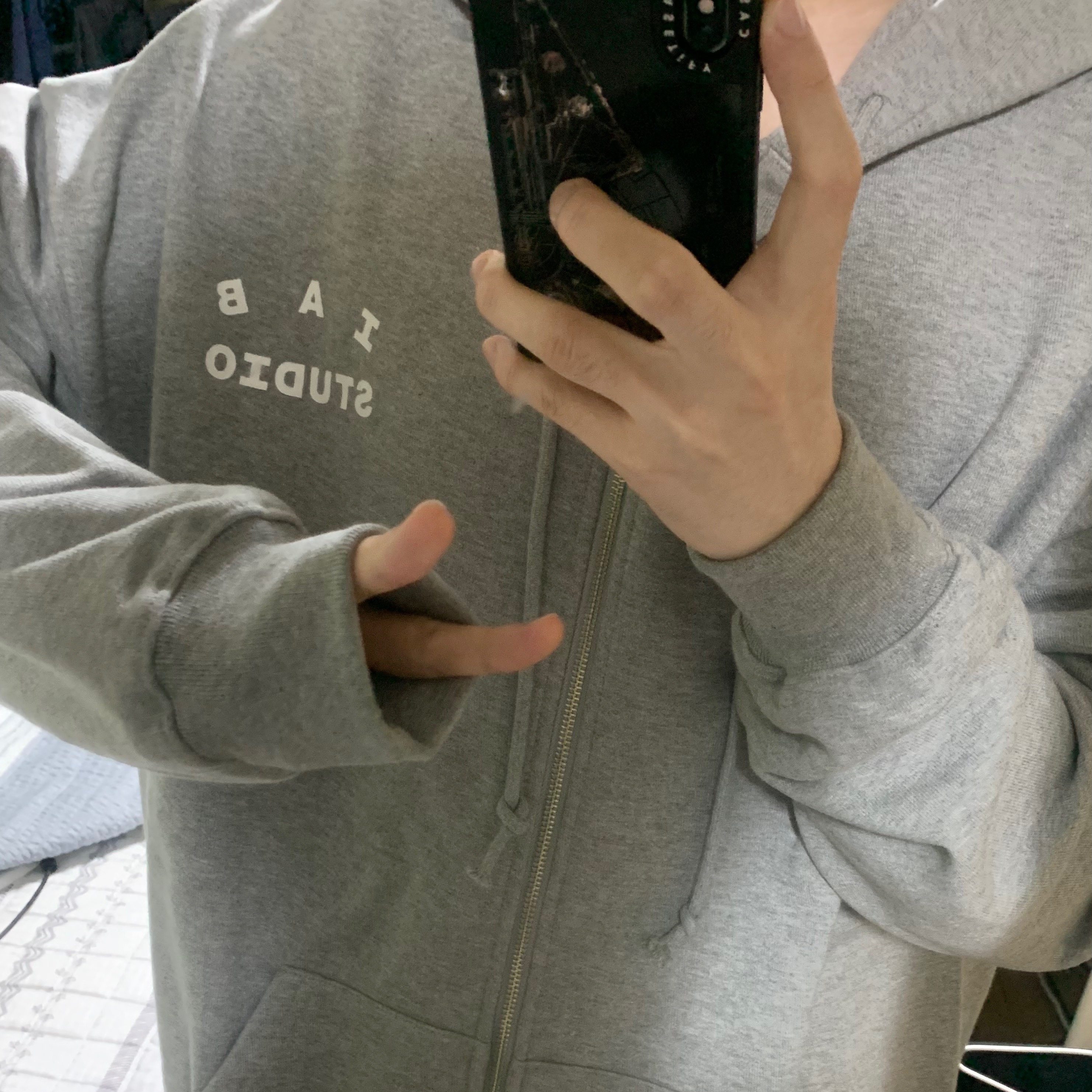 IAB Studio Zip-Up Hoodie Gray - 22FW 착용 스타일