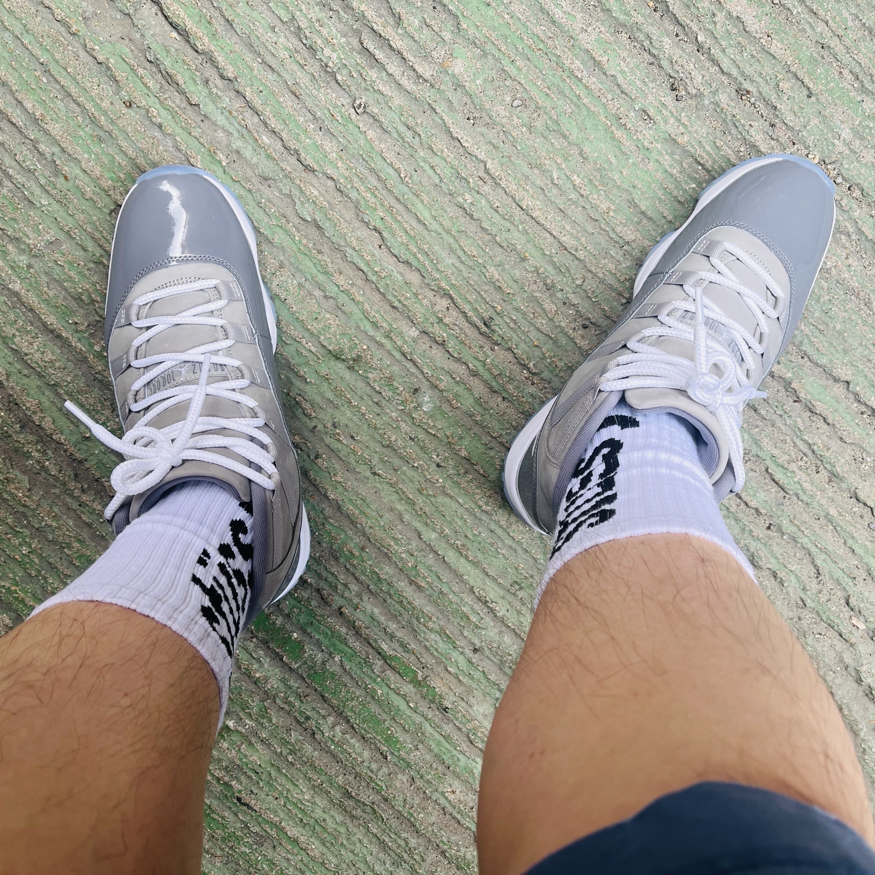 Jordan 11 Retro Cool Grey 2021, Stussy Helvetica Jacquard Crew Socks White 착용 스타일