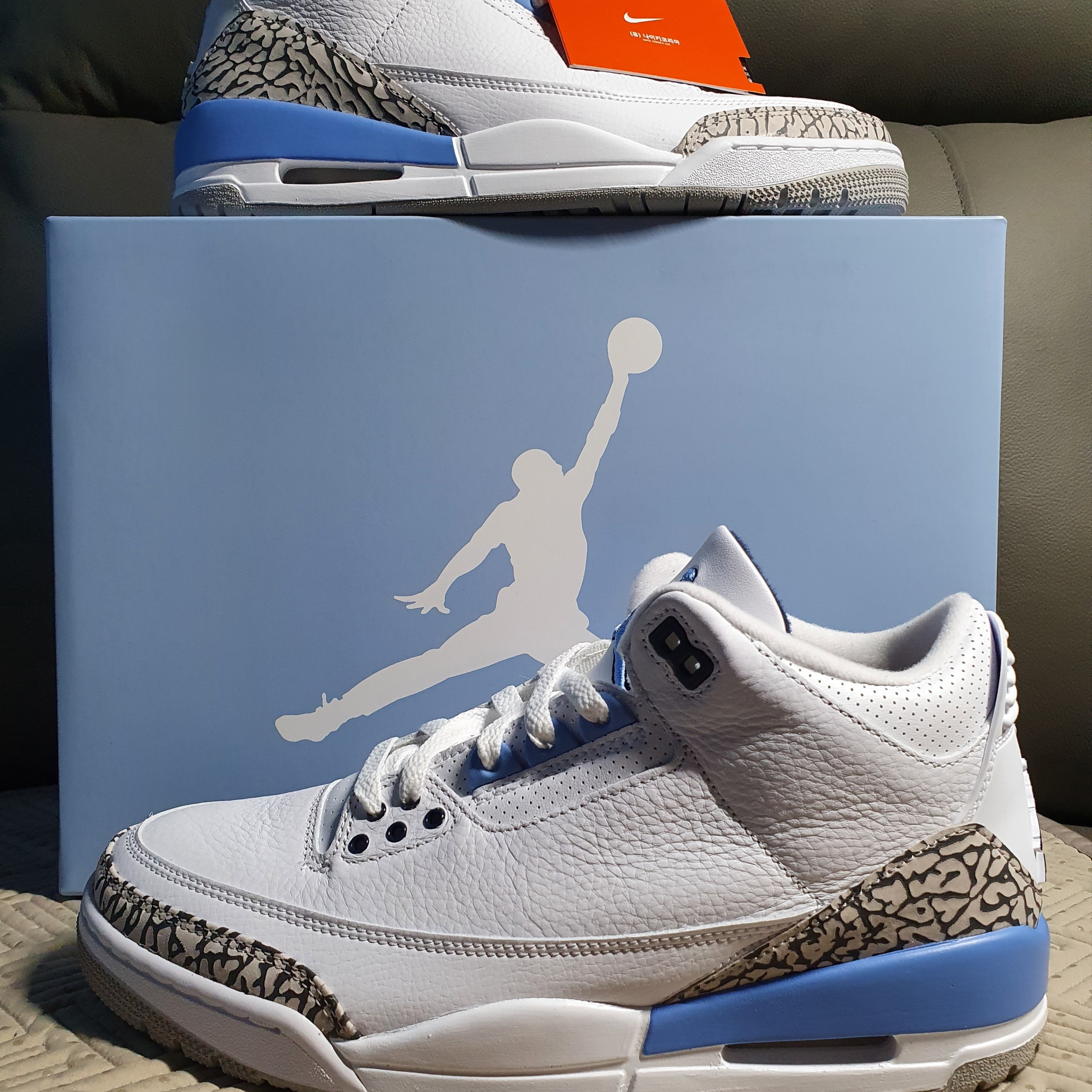 Jordan 3 Retro UNC 2020 착용 스타일 - 1