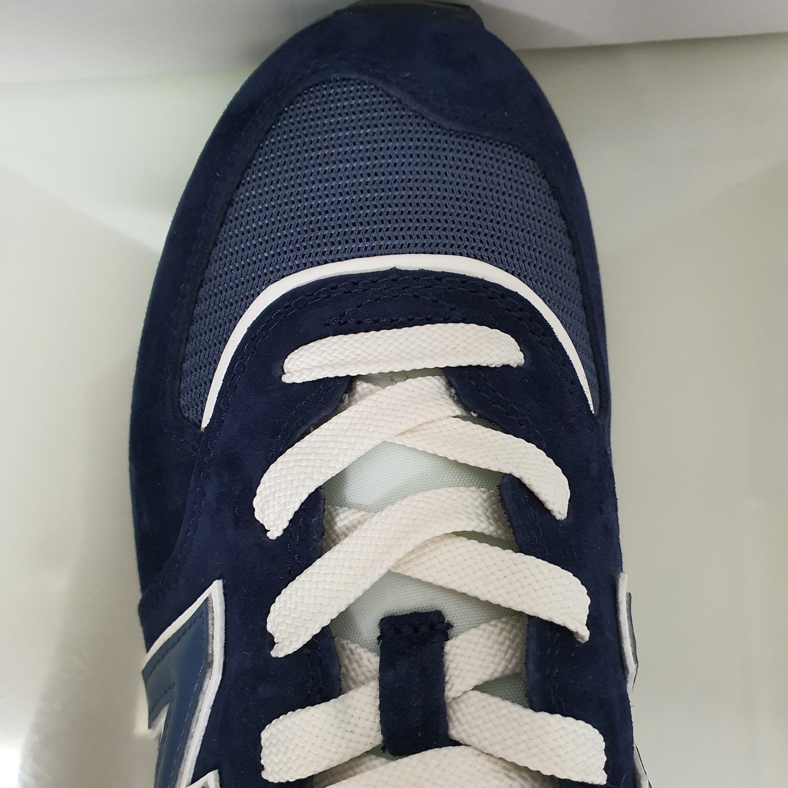 New Balance 574 Legacy Navy 착용 스타일 - 3