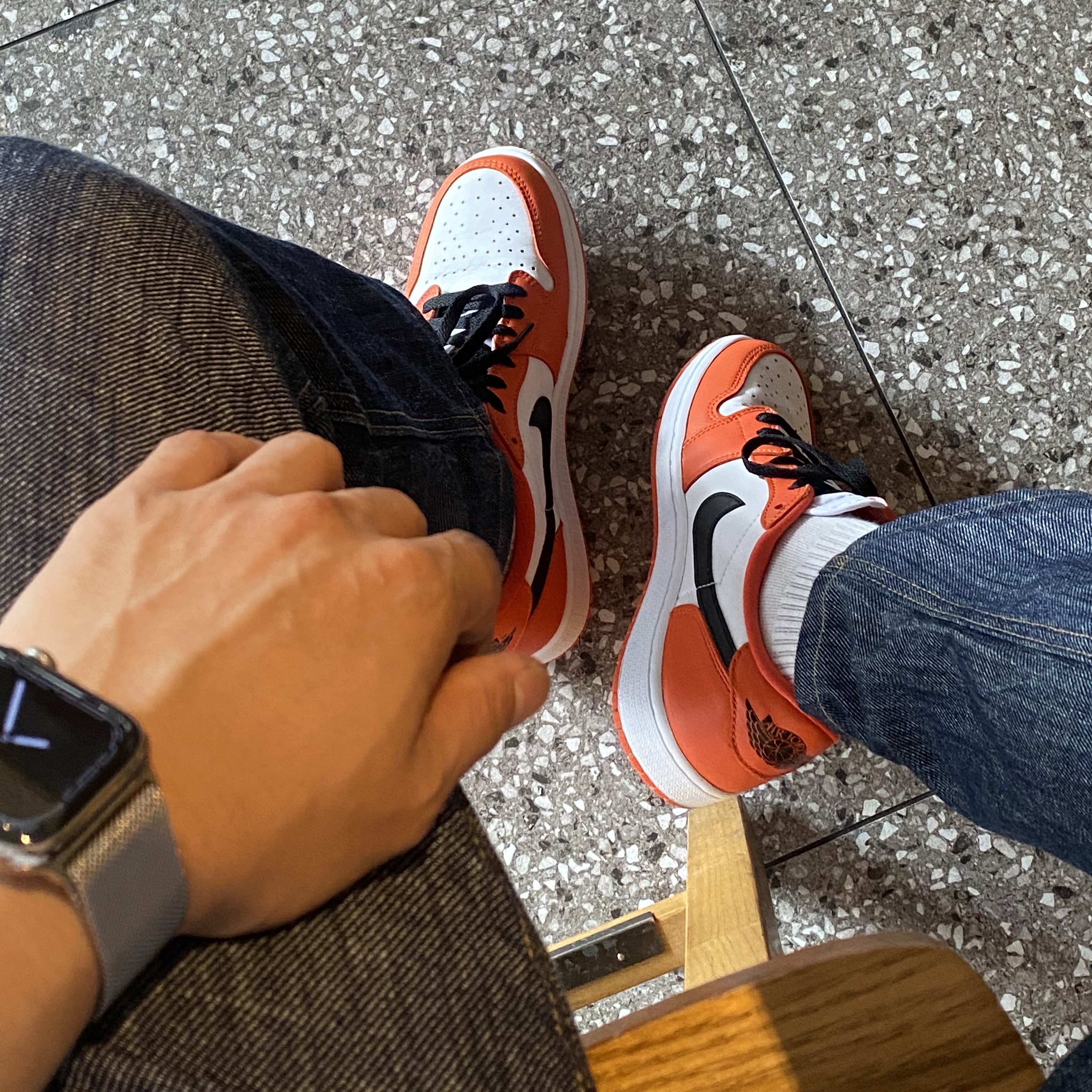 Jordan 1 Low OG Starfish 착용 스타일