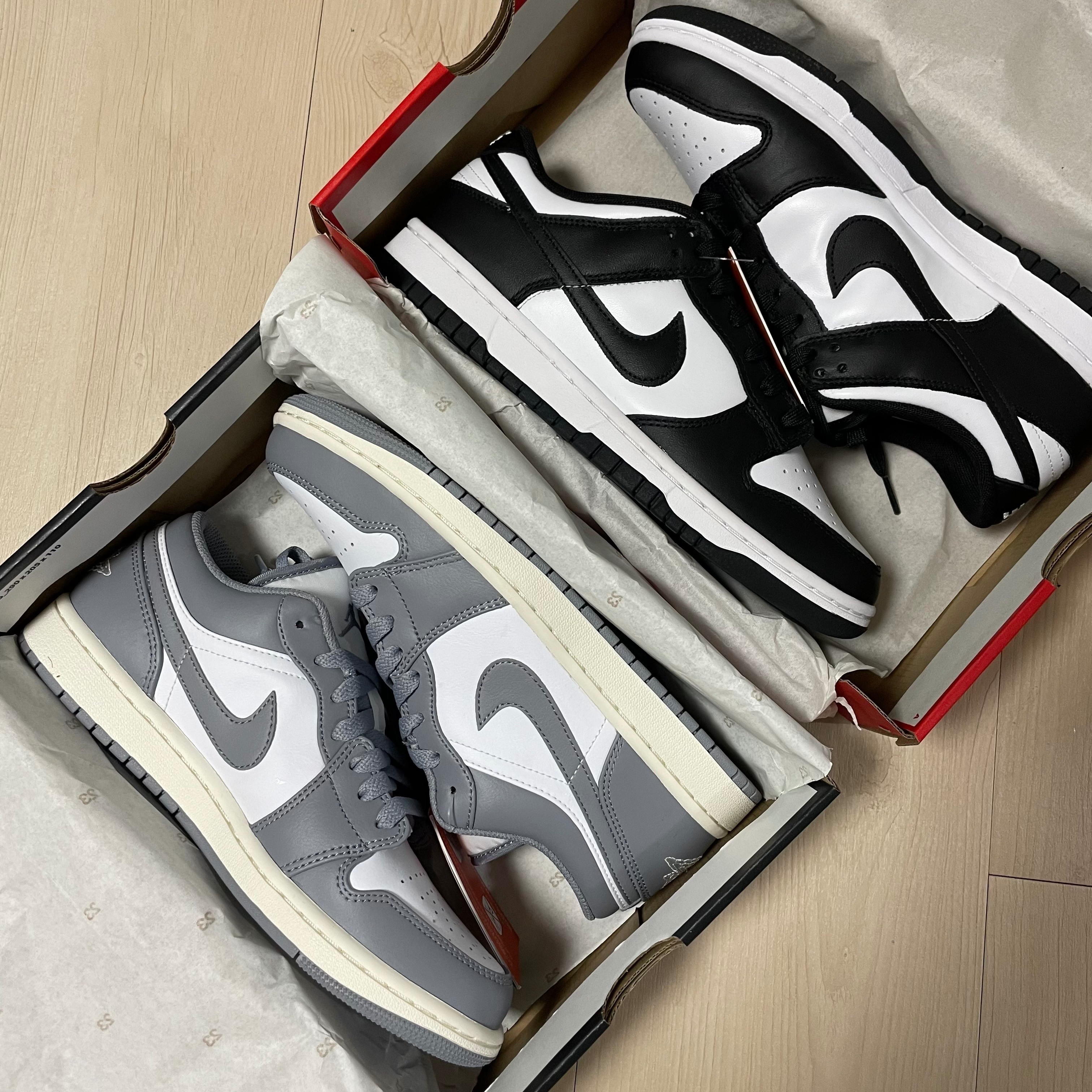 Nike Dunk Low Retro Black, Jordan 1 Low Stealth and White 착용 스타일