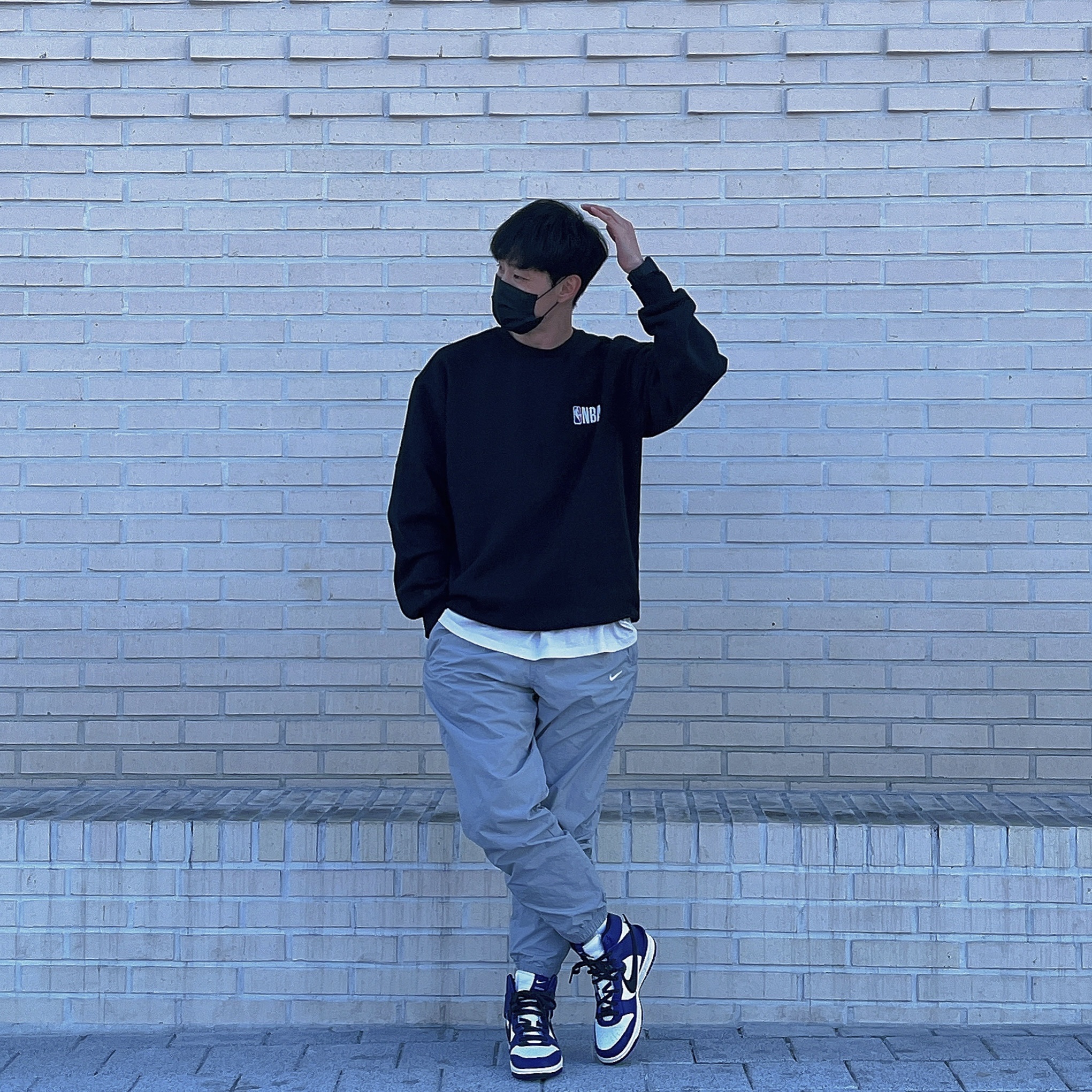 Nike x Ambush Dunk High Deep Royal Blue, Nike M NRG Track Pants Light Smoke Grey 착용 스타일