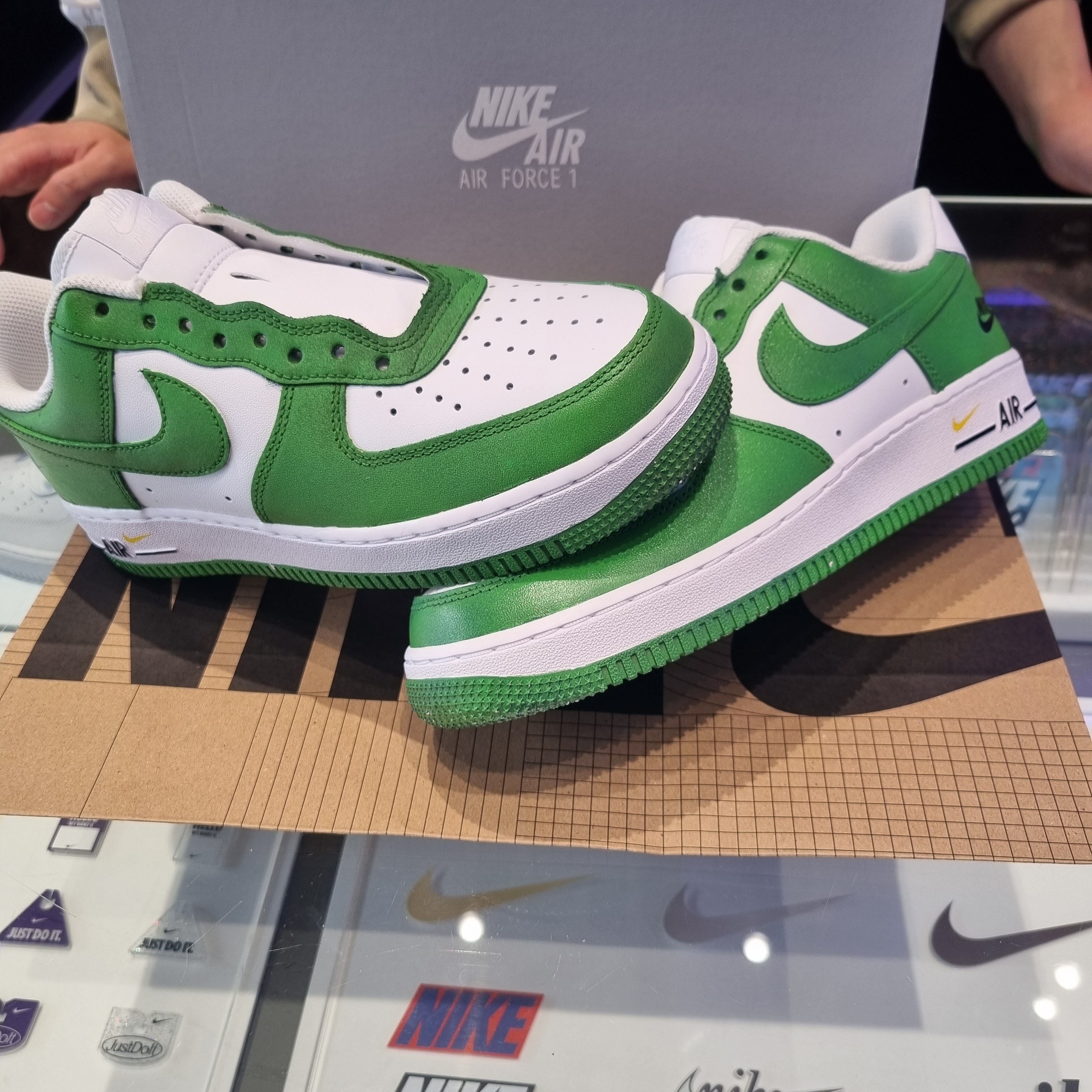 Nike Air Force 1 '07 Low White 착용 스타일 - 1