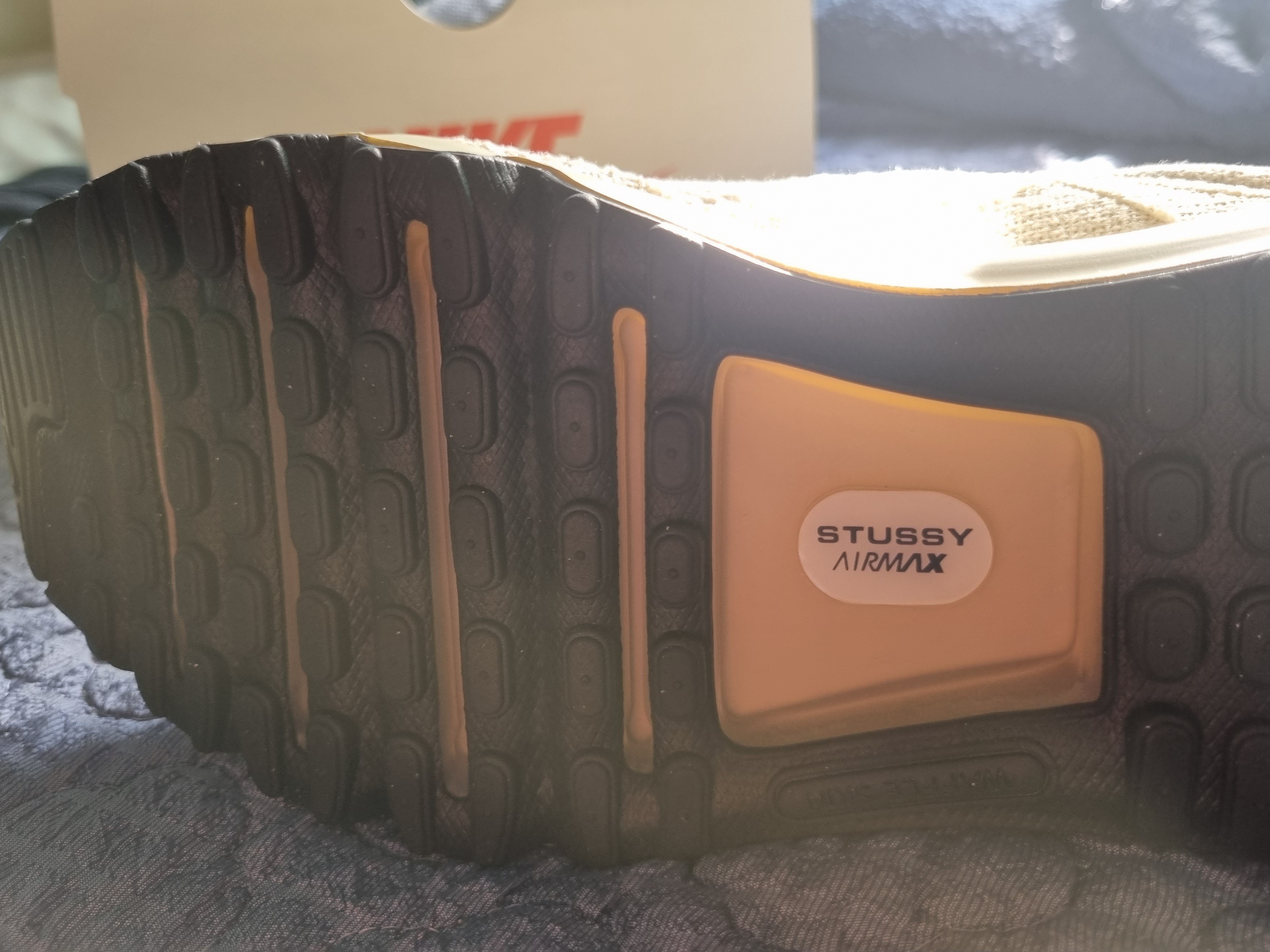 Nike x Stussy Air Max 2013 Fossil 착용 스타일 - 1