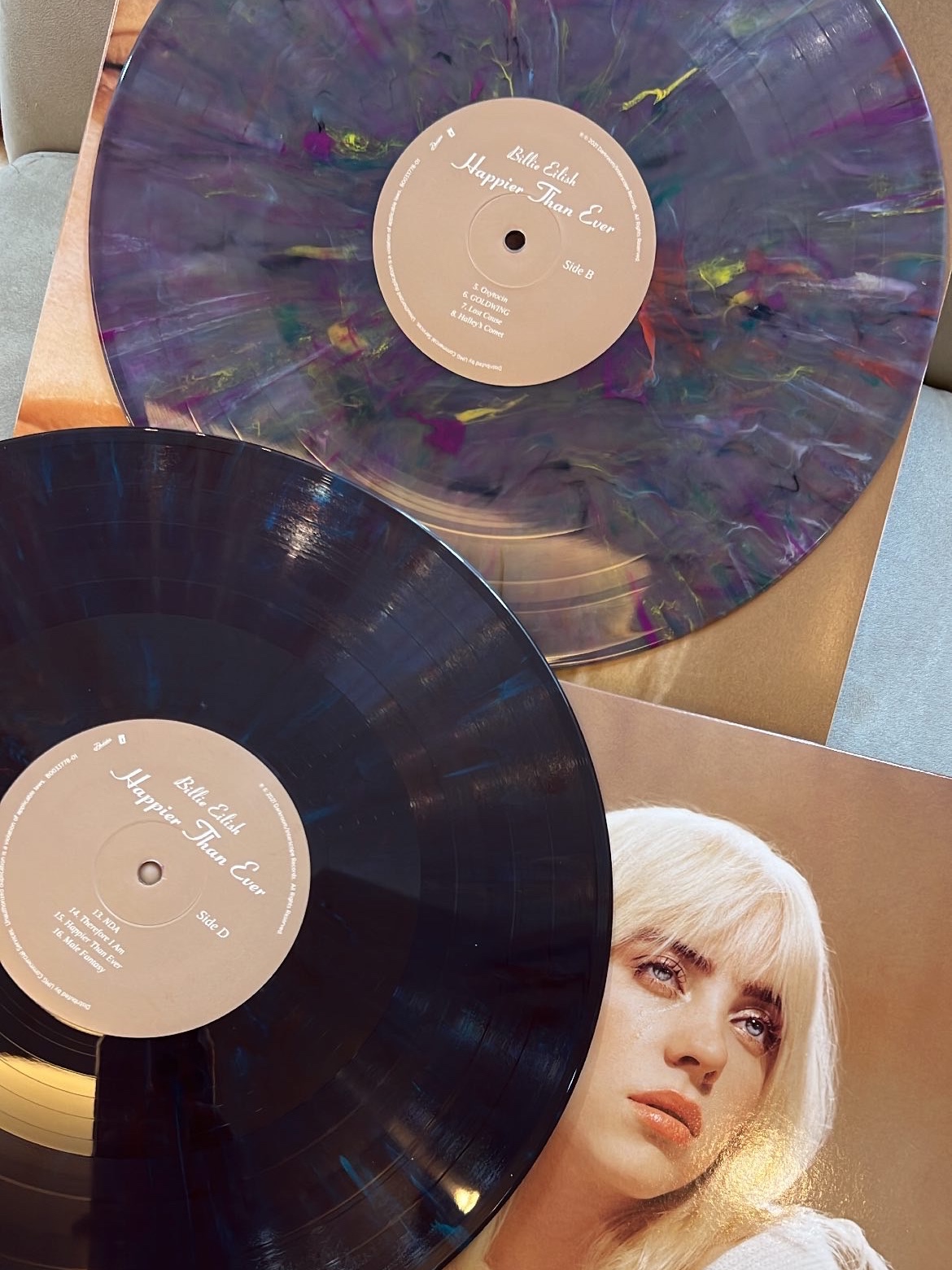 Billie Eilish x Gucci Happier Than Ever (2LP) 착용 스타일 - 1