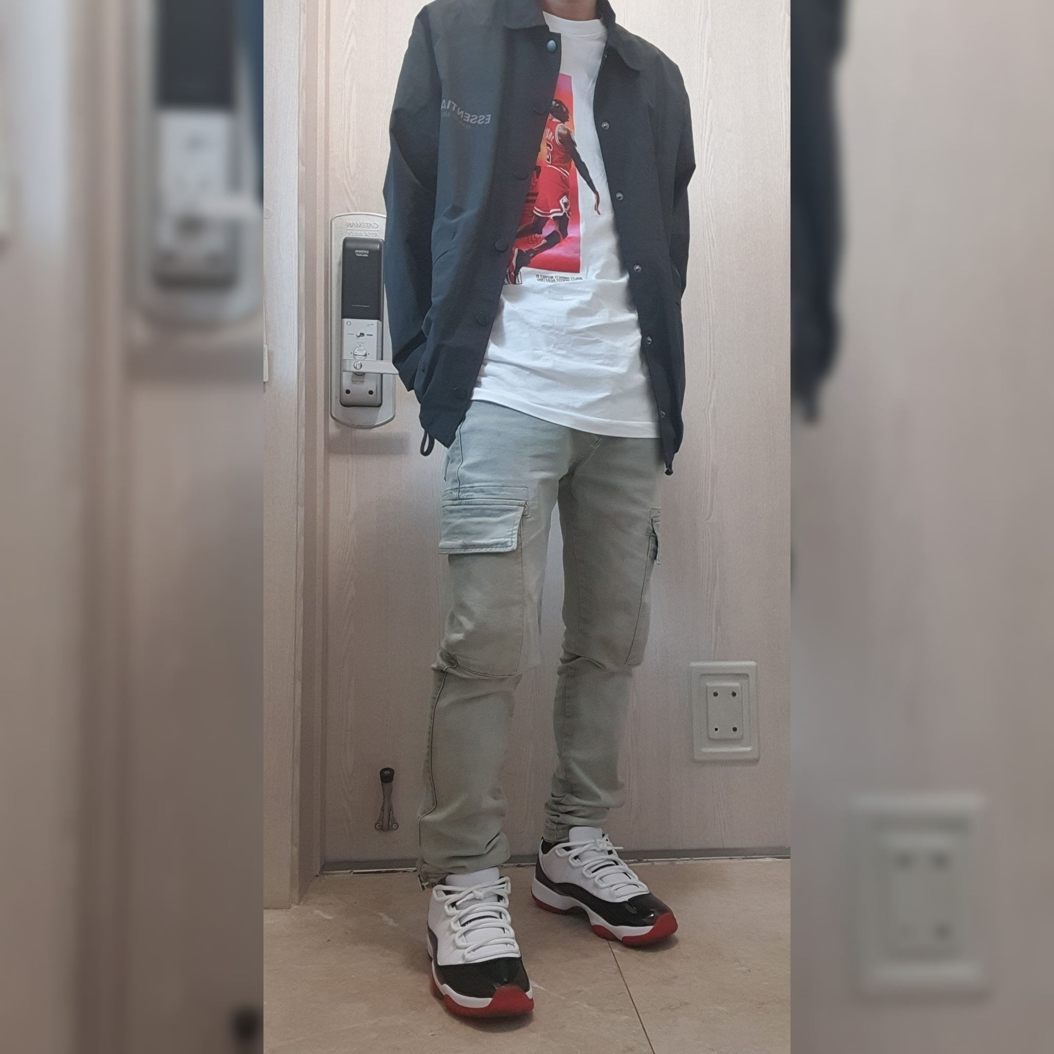 Jordan 11 Retro Low Concord Bred, Essentials Coach Jacket Black - 21SS 착용 스타일