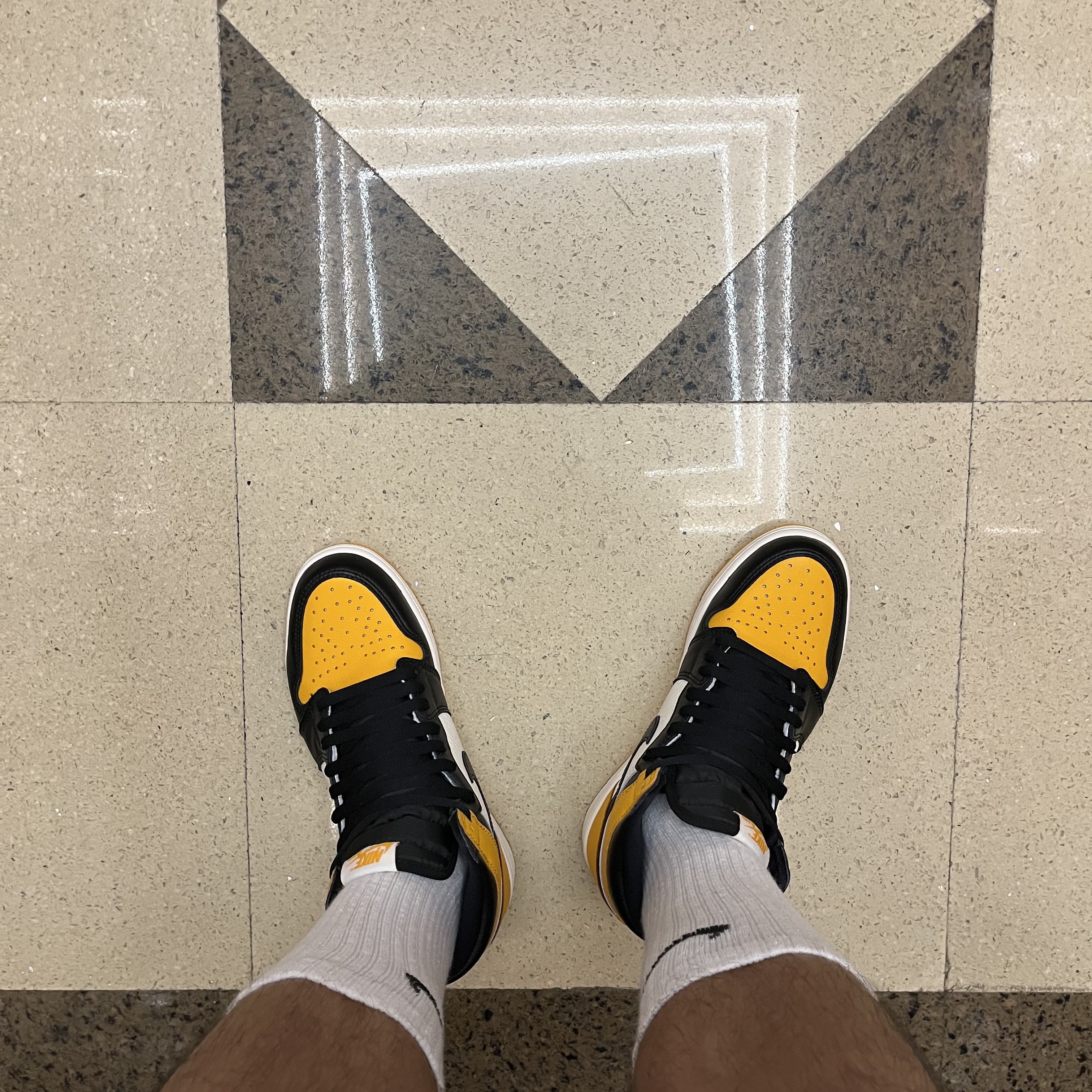 Jordan 1 Retro High OG Taxi 착용 스타일