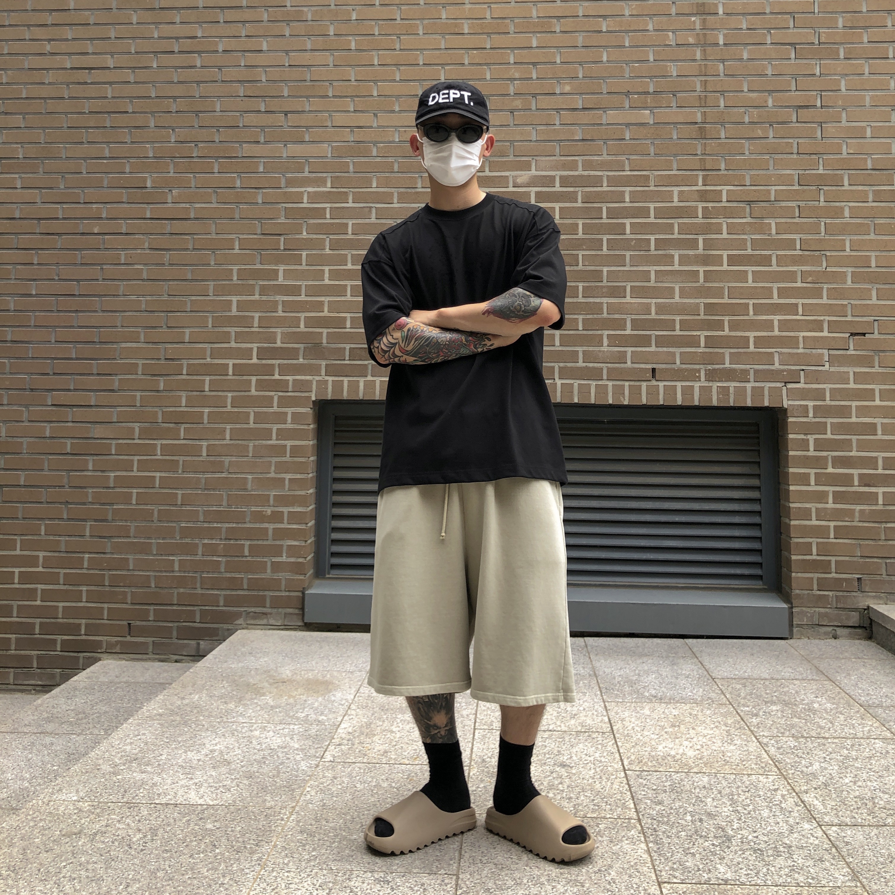 Adidas Yeezy Slide Pure - Re-Release Ver. 착용 스타일